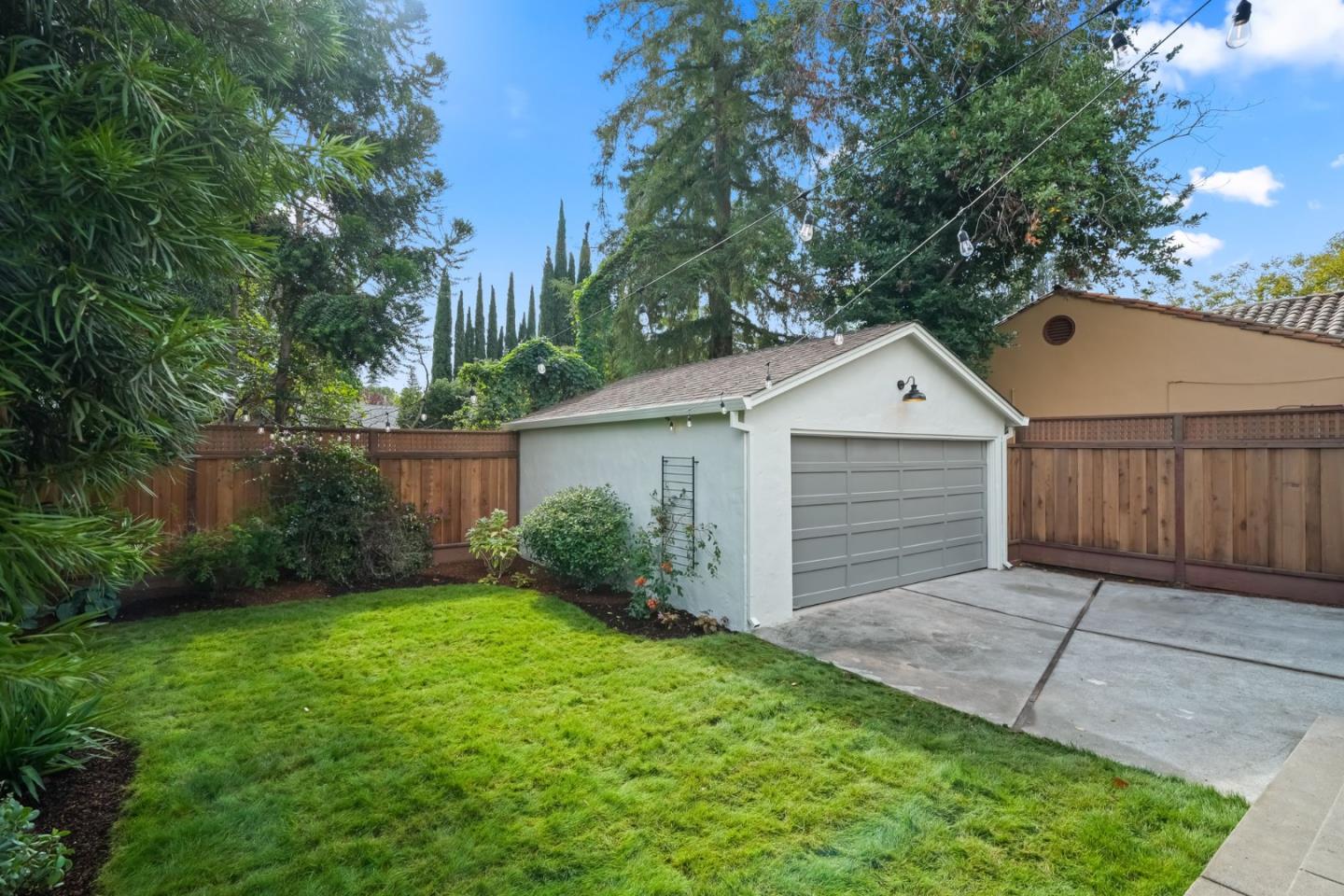 108 Glen Eyrie Avenue