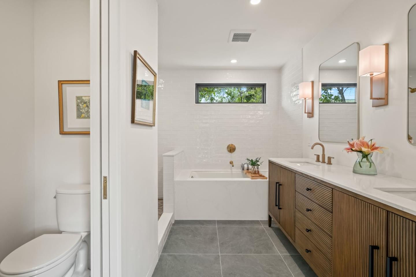 108 Glen Eyrie Avenue