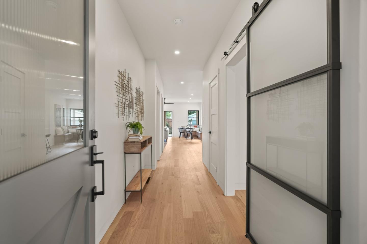 108 Glen Eyrie Avenue