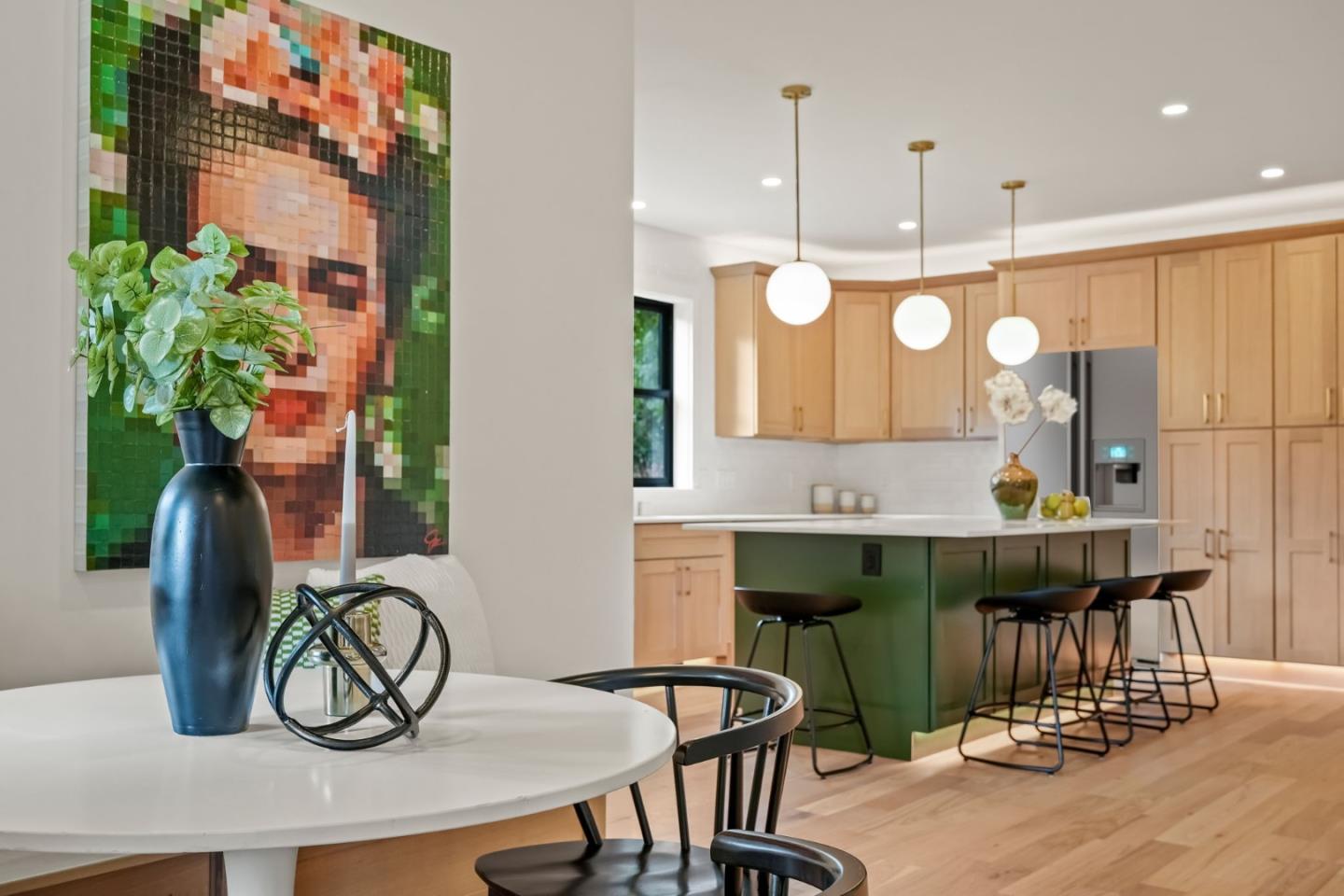 108 Glen Eyrie Avenue