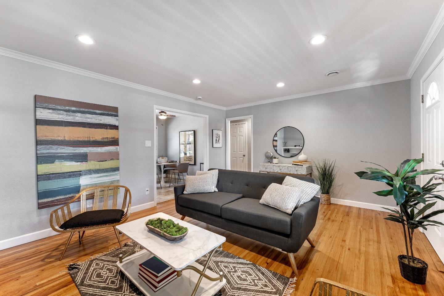337 N Central AVE