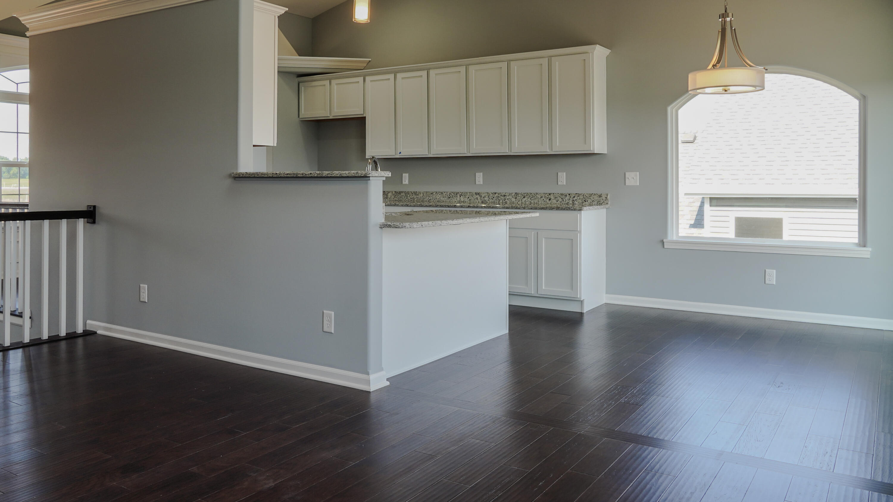 3040 W 84th Place N