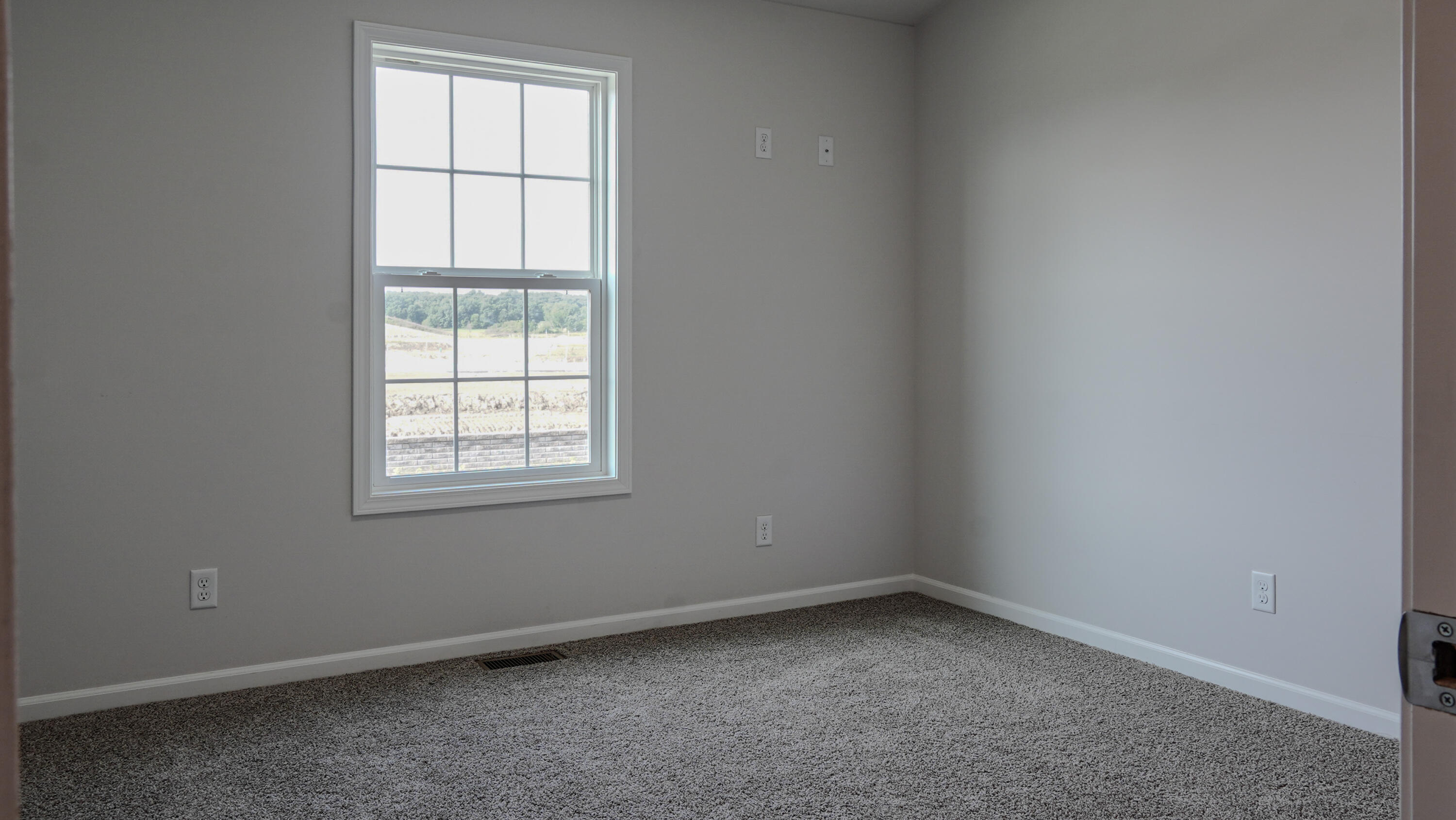3040 W 84th Place N
