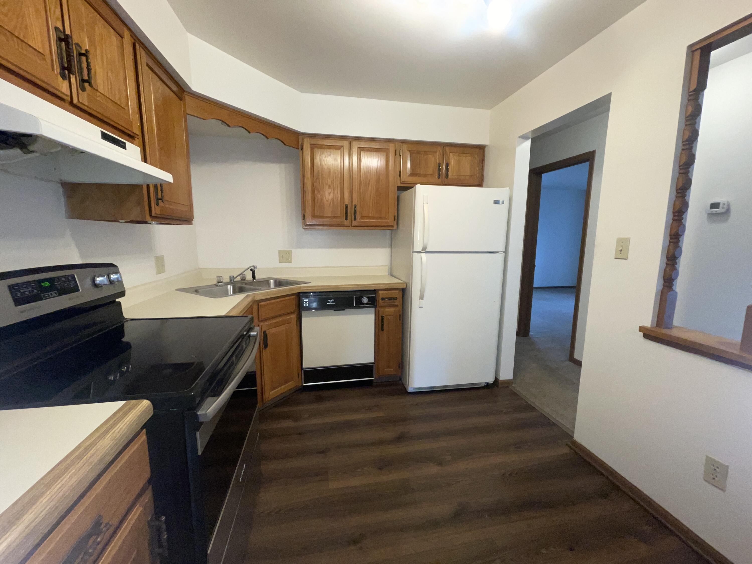 2049 45th Street Unit: 208