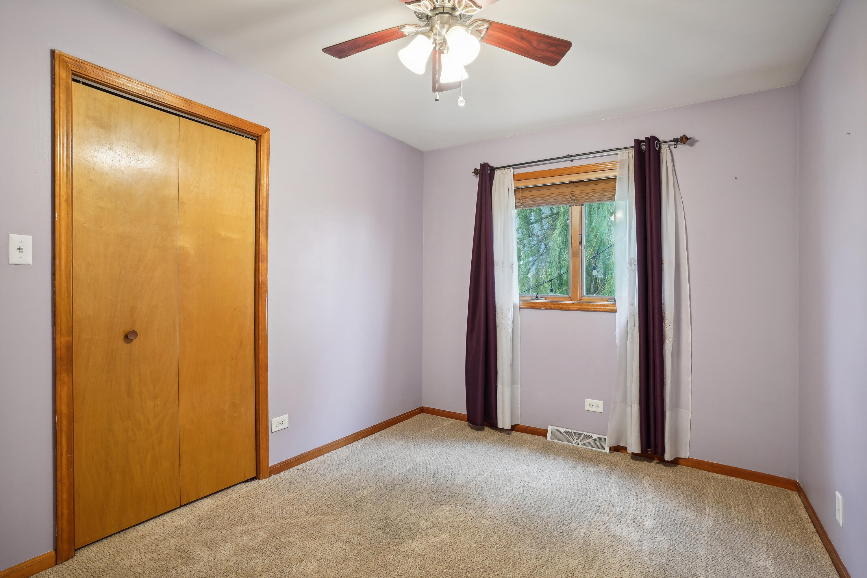 6888 W 86th Place