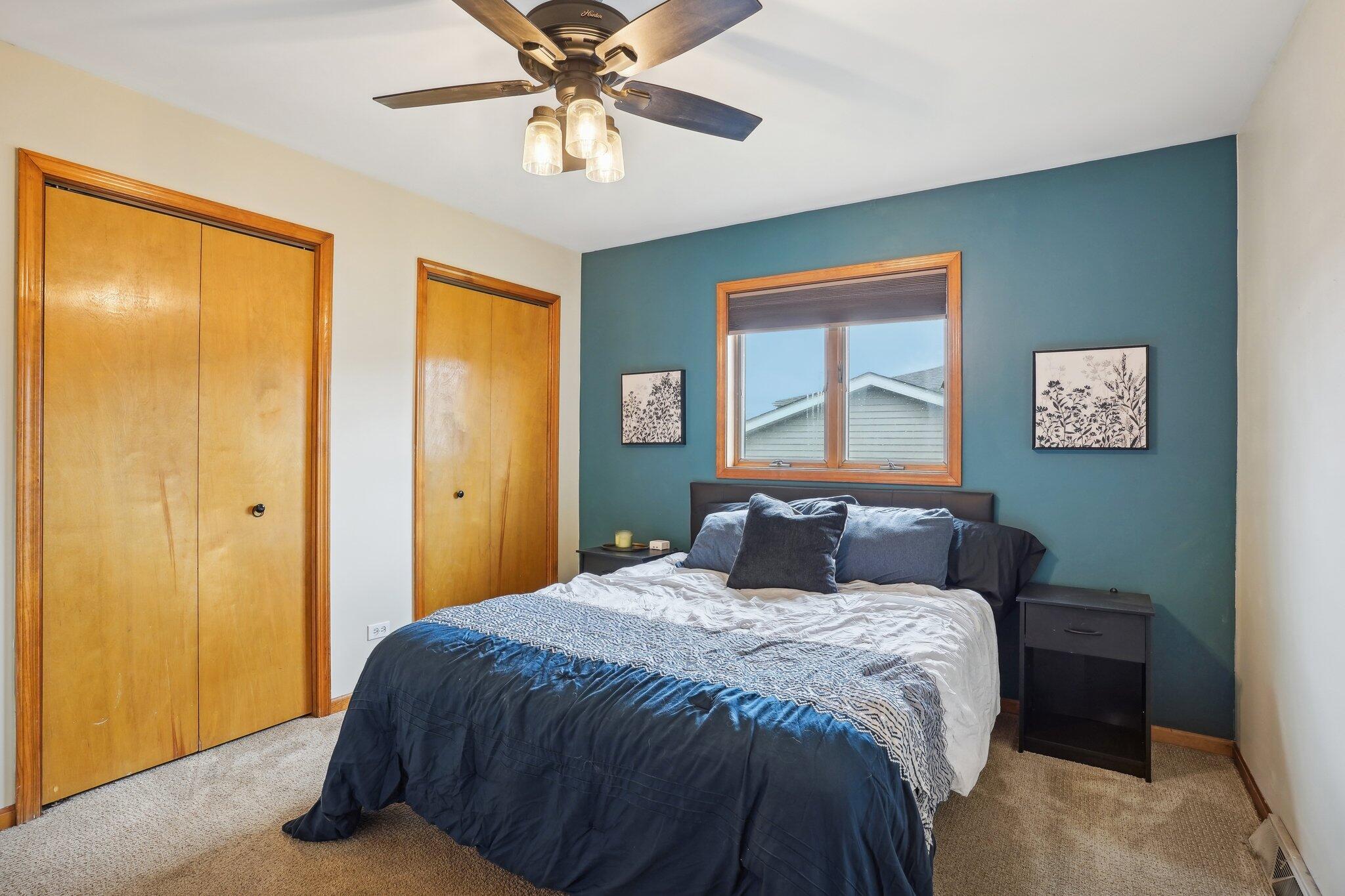 6888 W 86th Place