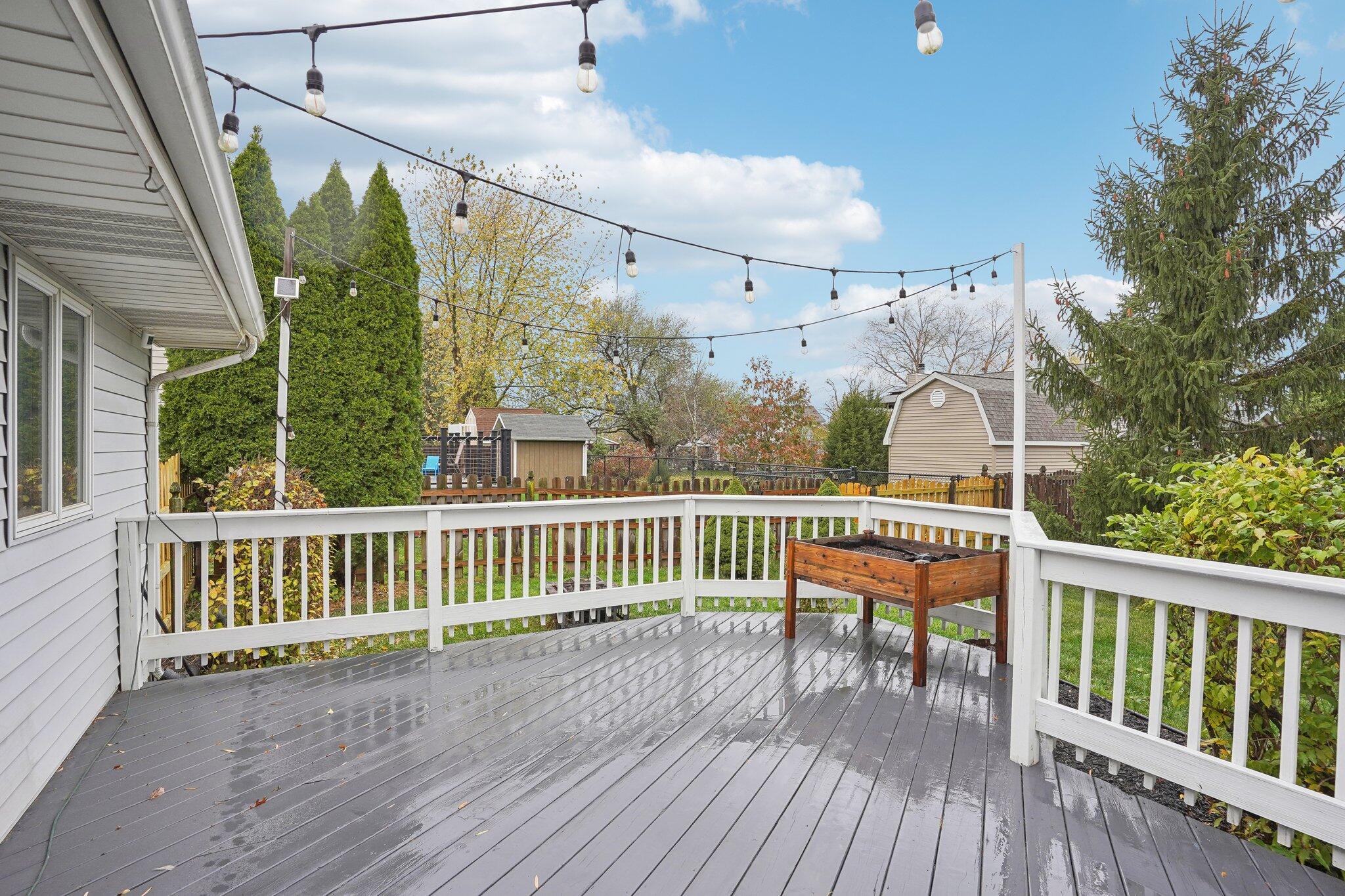 6888 W 86th Place
