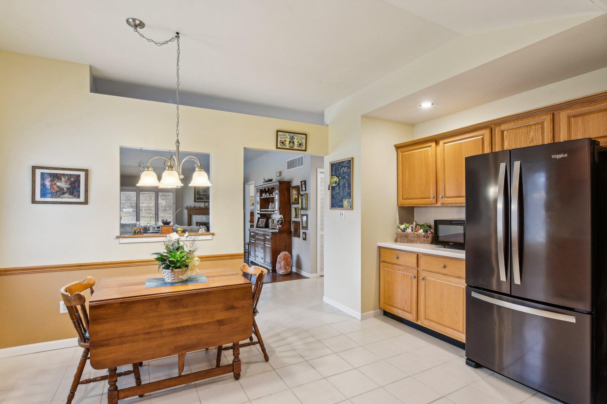 924 Cornwallis Lane