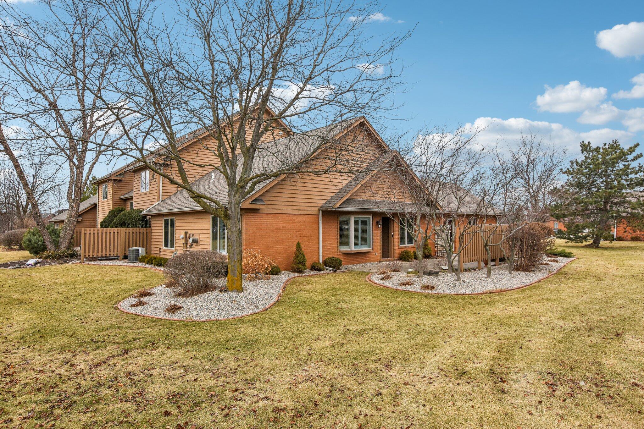 924 Cornwallis Lane