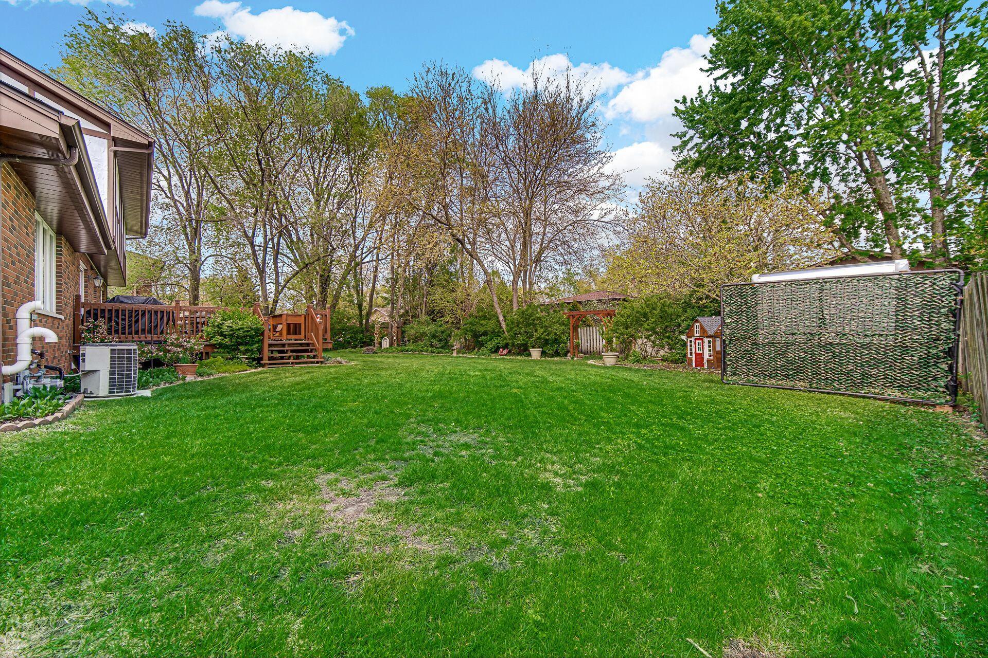 9129 Southwood Drive