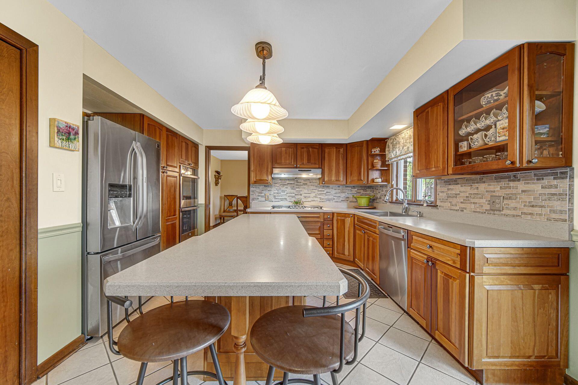 9129 Southwood Drive