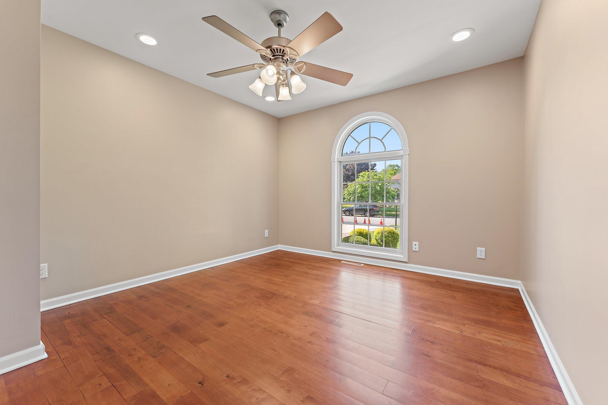1119 Treadway Road