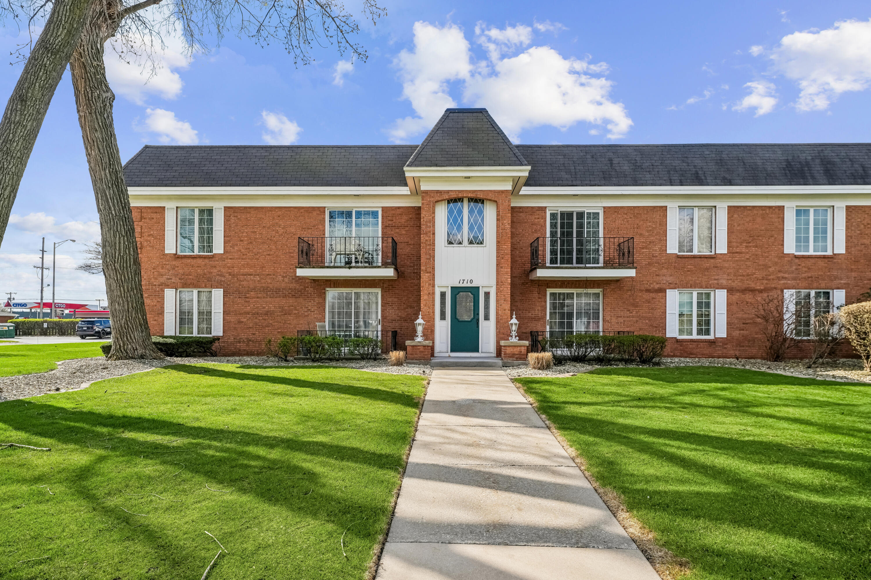 1710 Camellia Dr Unit: D1