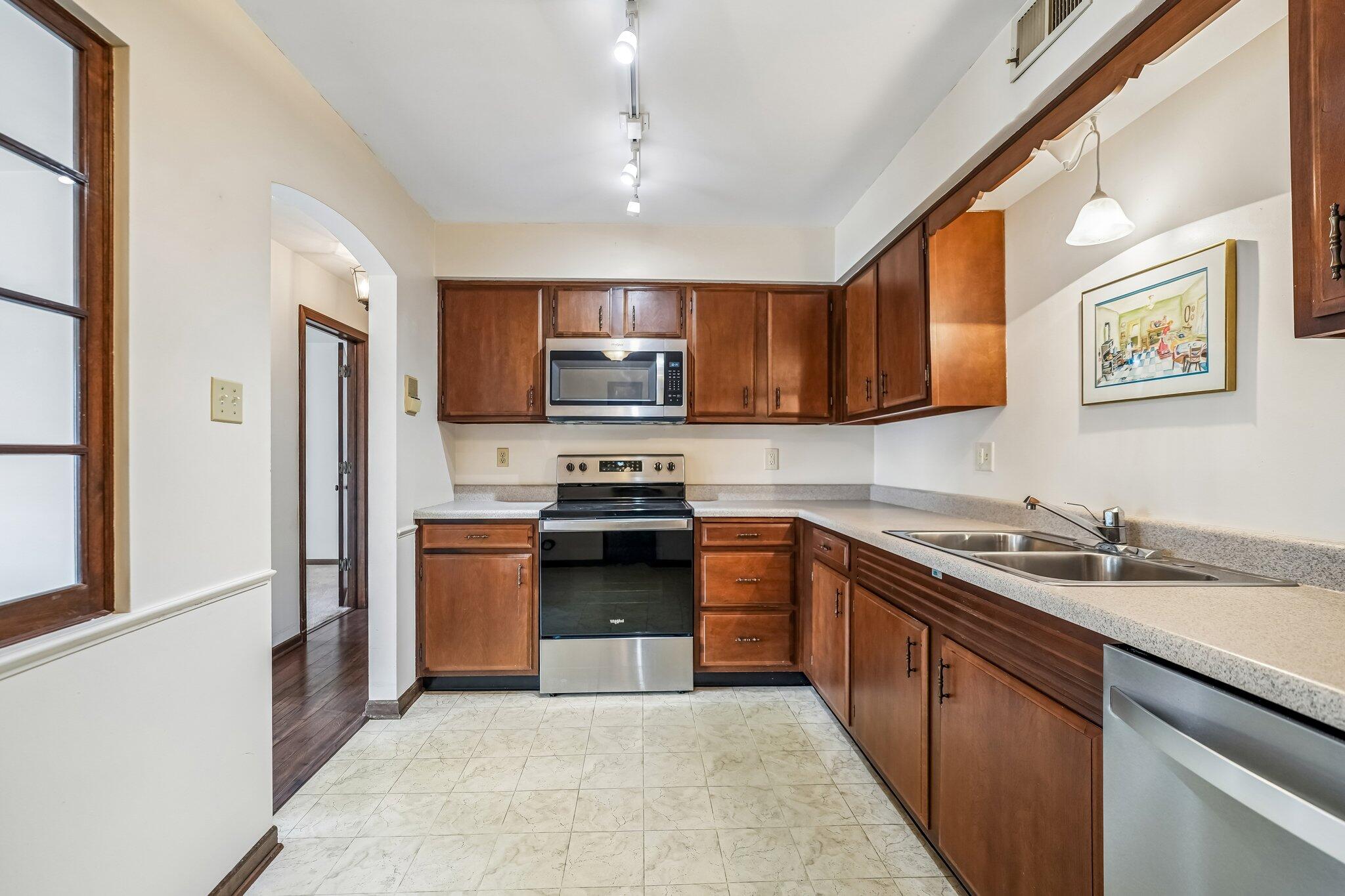 1710 Camellia Dr Unit: D1
