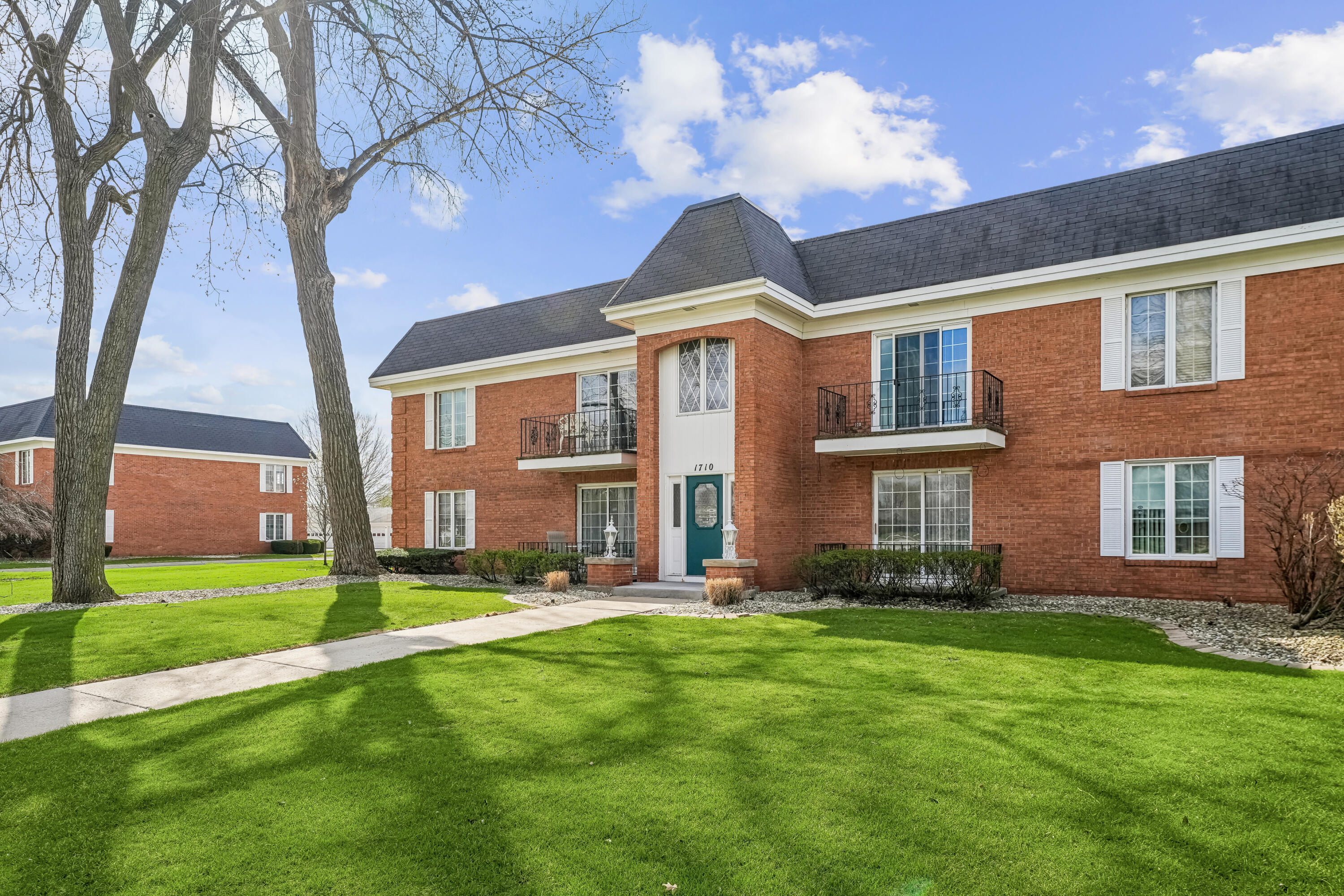 1710 Camellia Dr Unit: D1