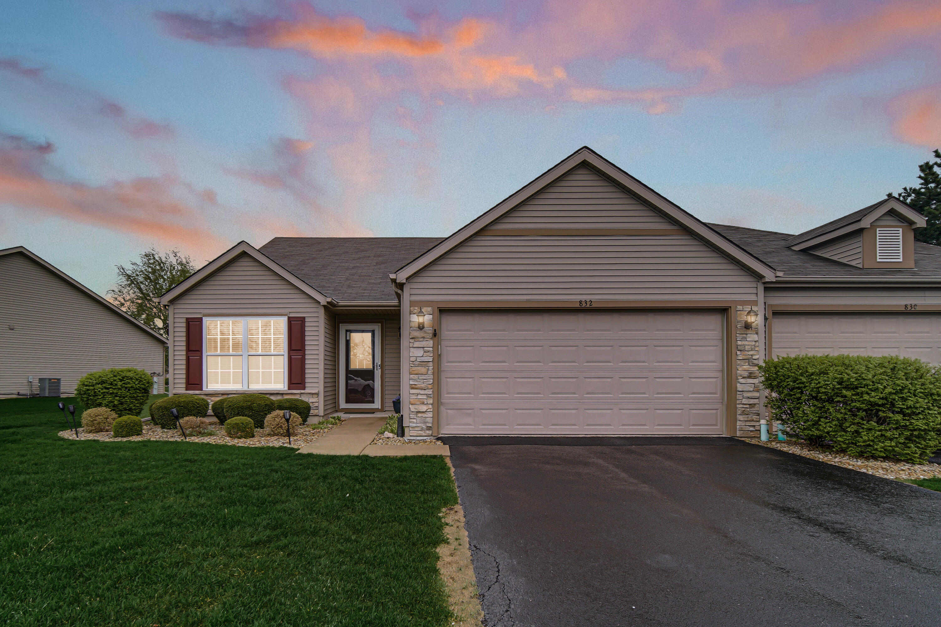 832 Flagstone Drive