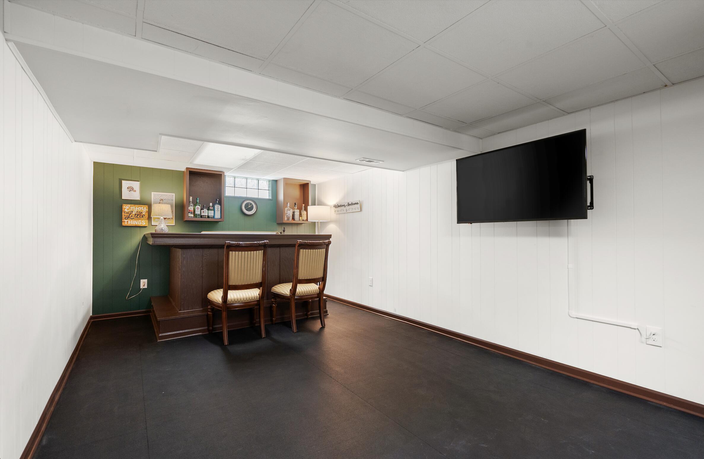 1148 Tamarack Place