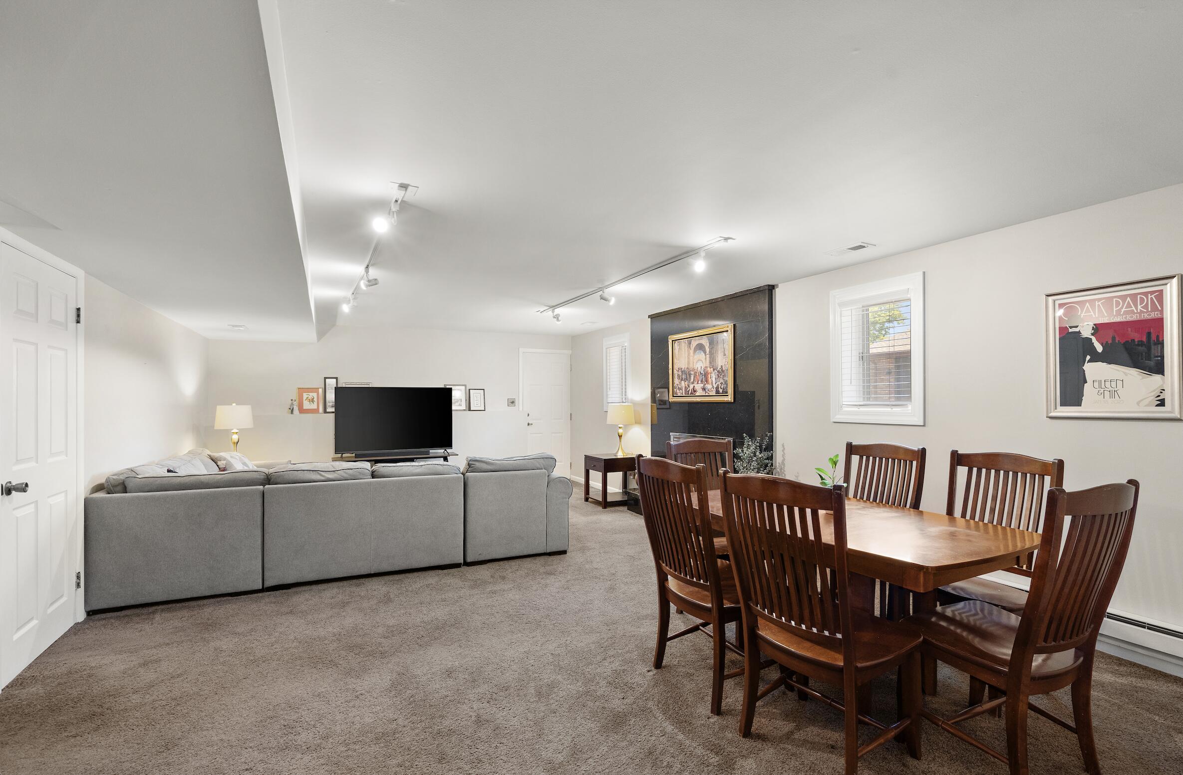 1148 Tamarack Place
