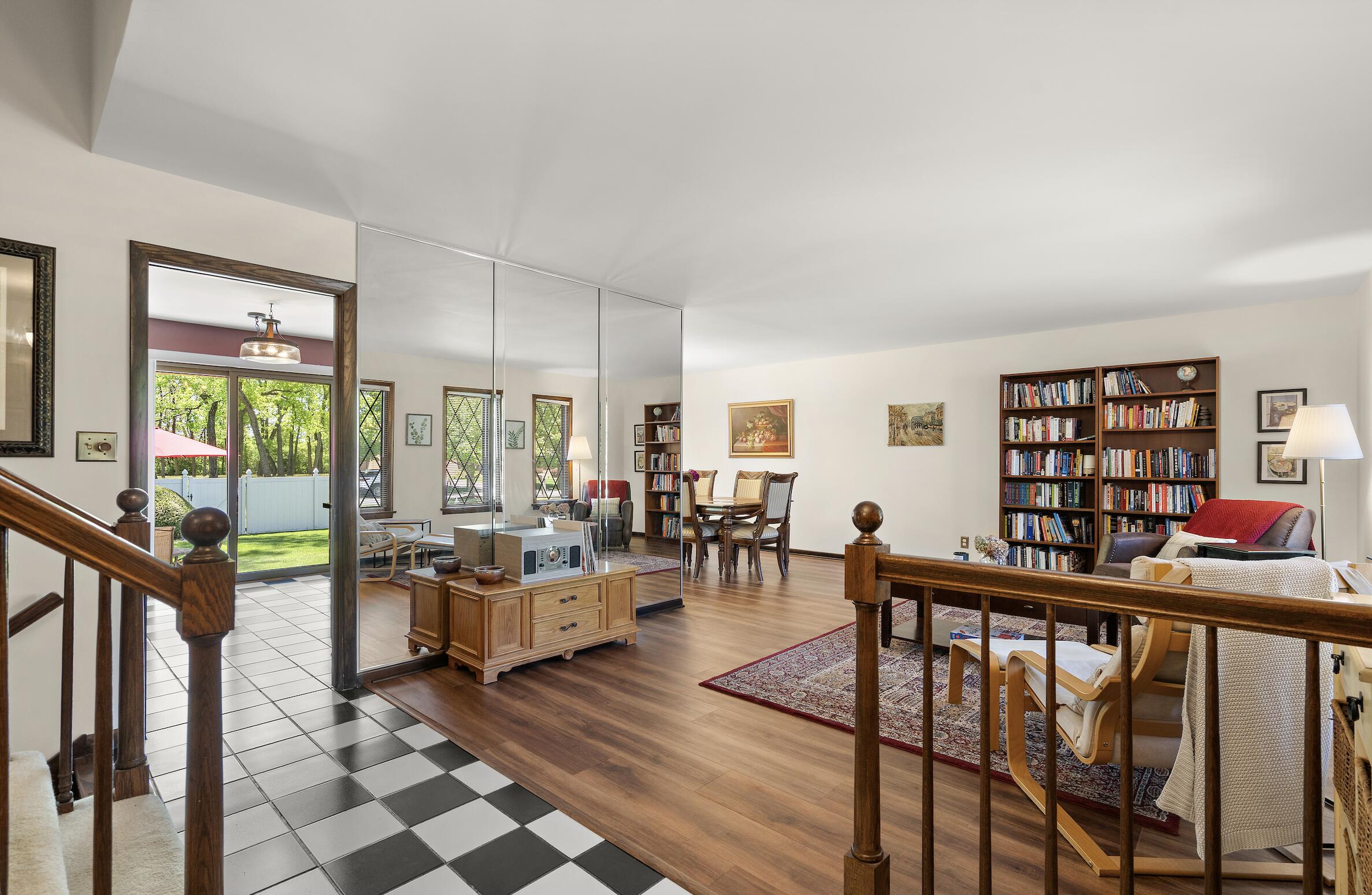 1148 Tamarack Place