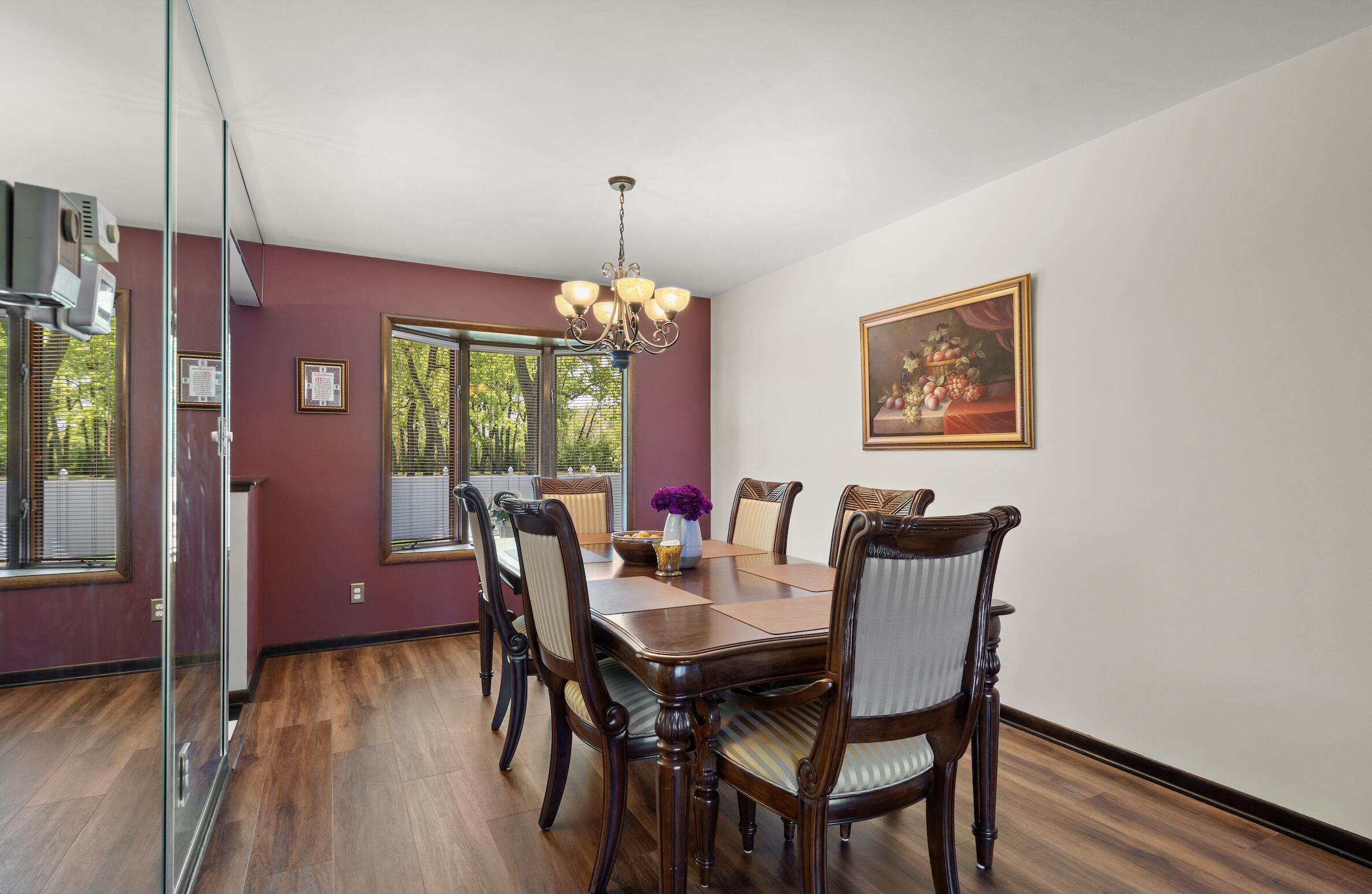 1148 Tamarack Place
