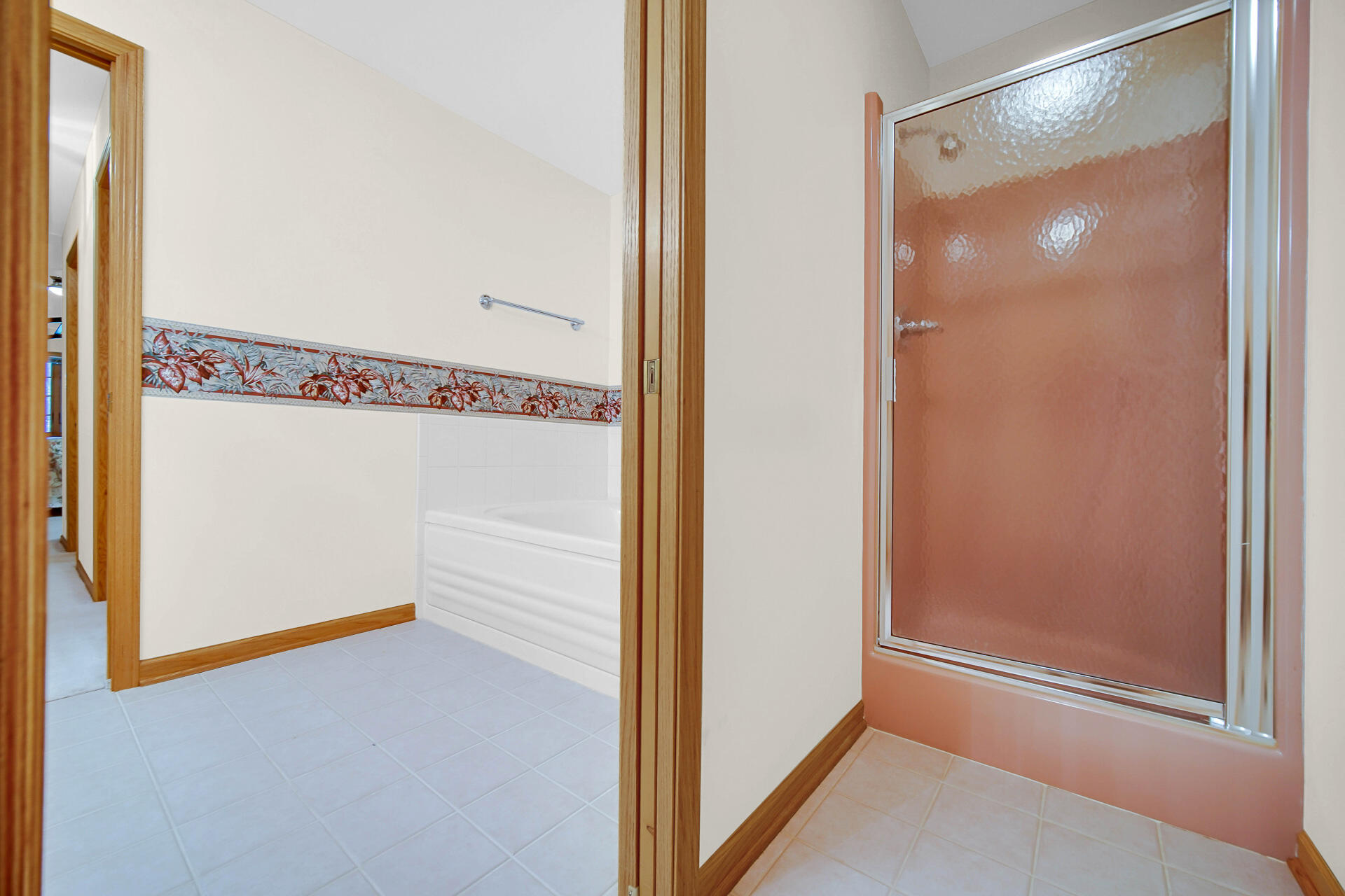 1521 Tamarack Drive