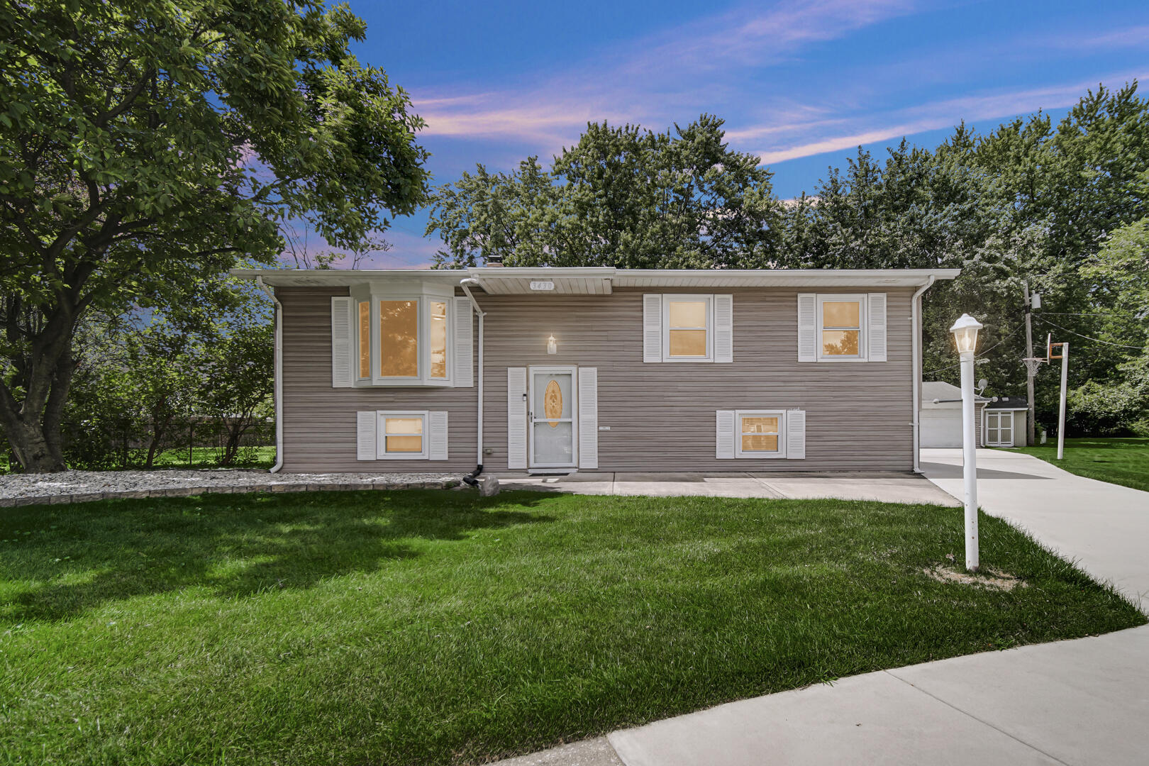 3430 Norman Place