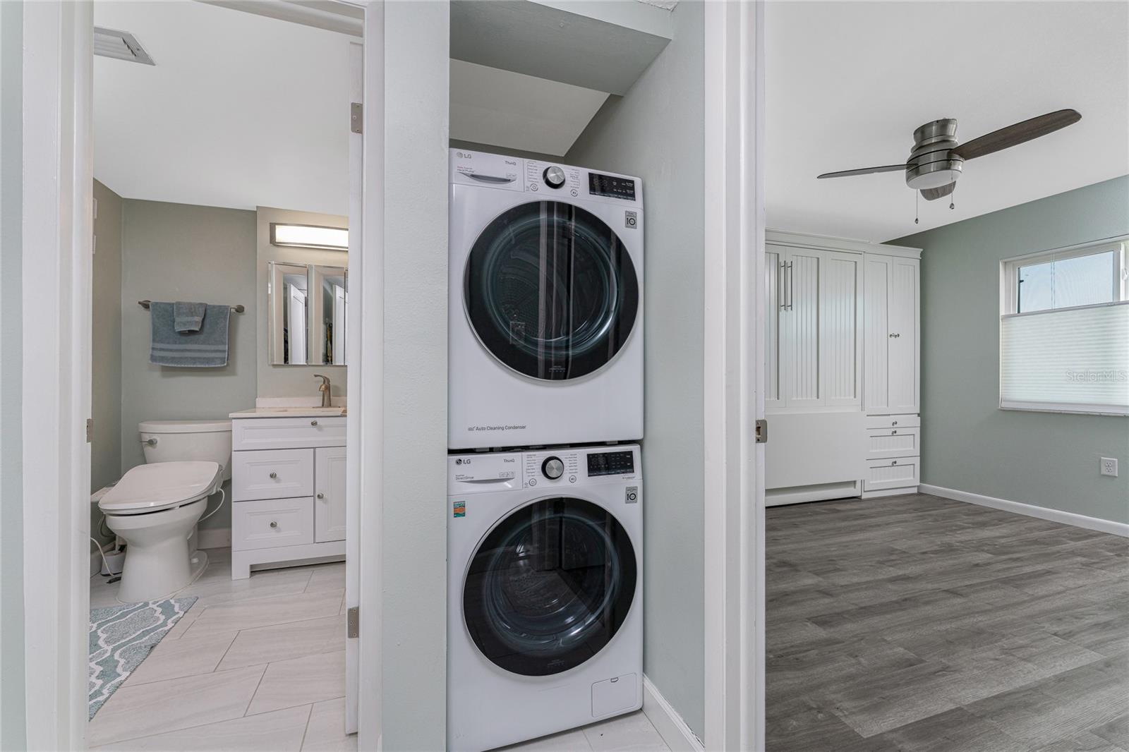 1500 PARK BEACH CIR #4B