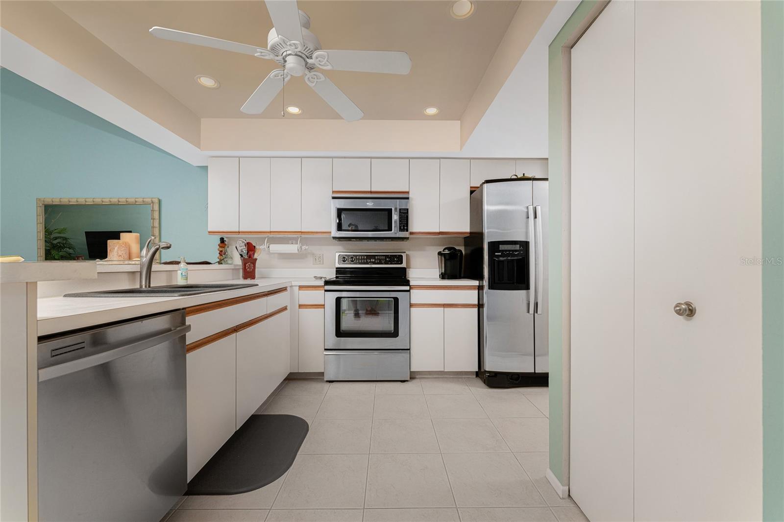 6800 PLACIDA RD #2006