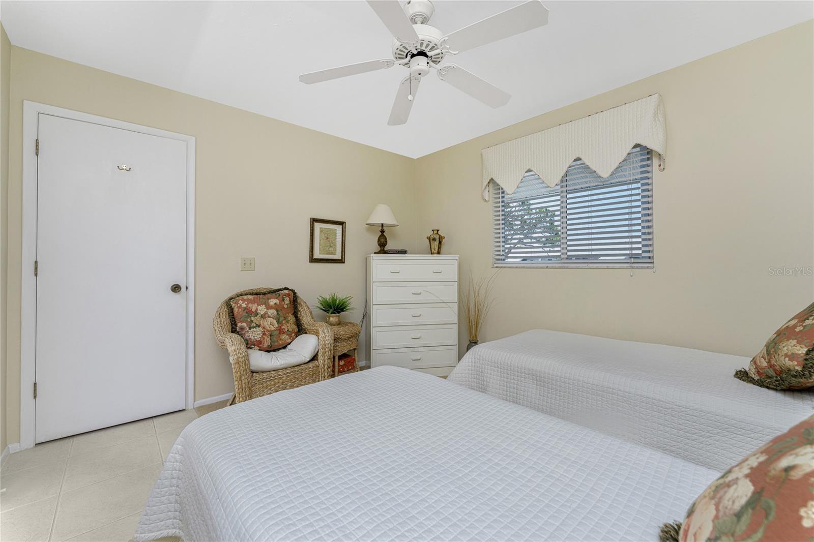 6800 PLACIDA RD #2006