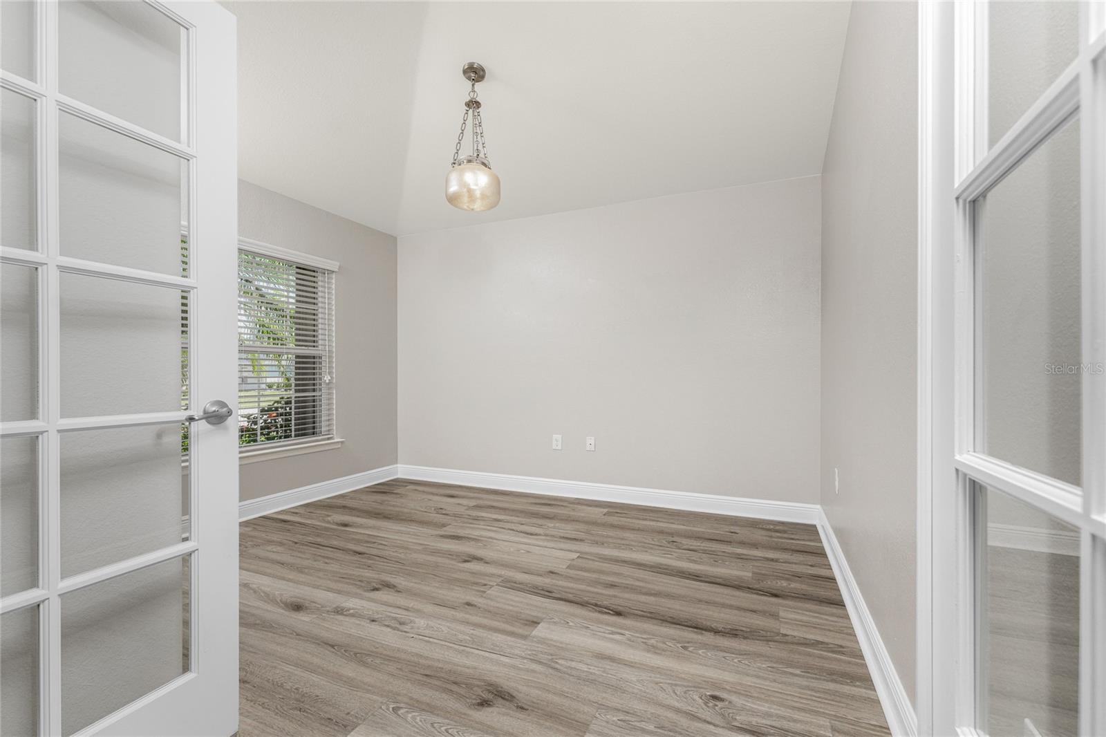 27069 BROOK FOREST RD