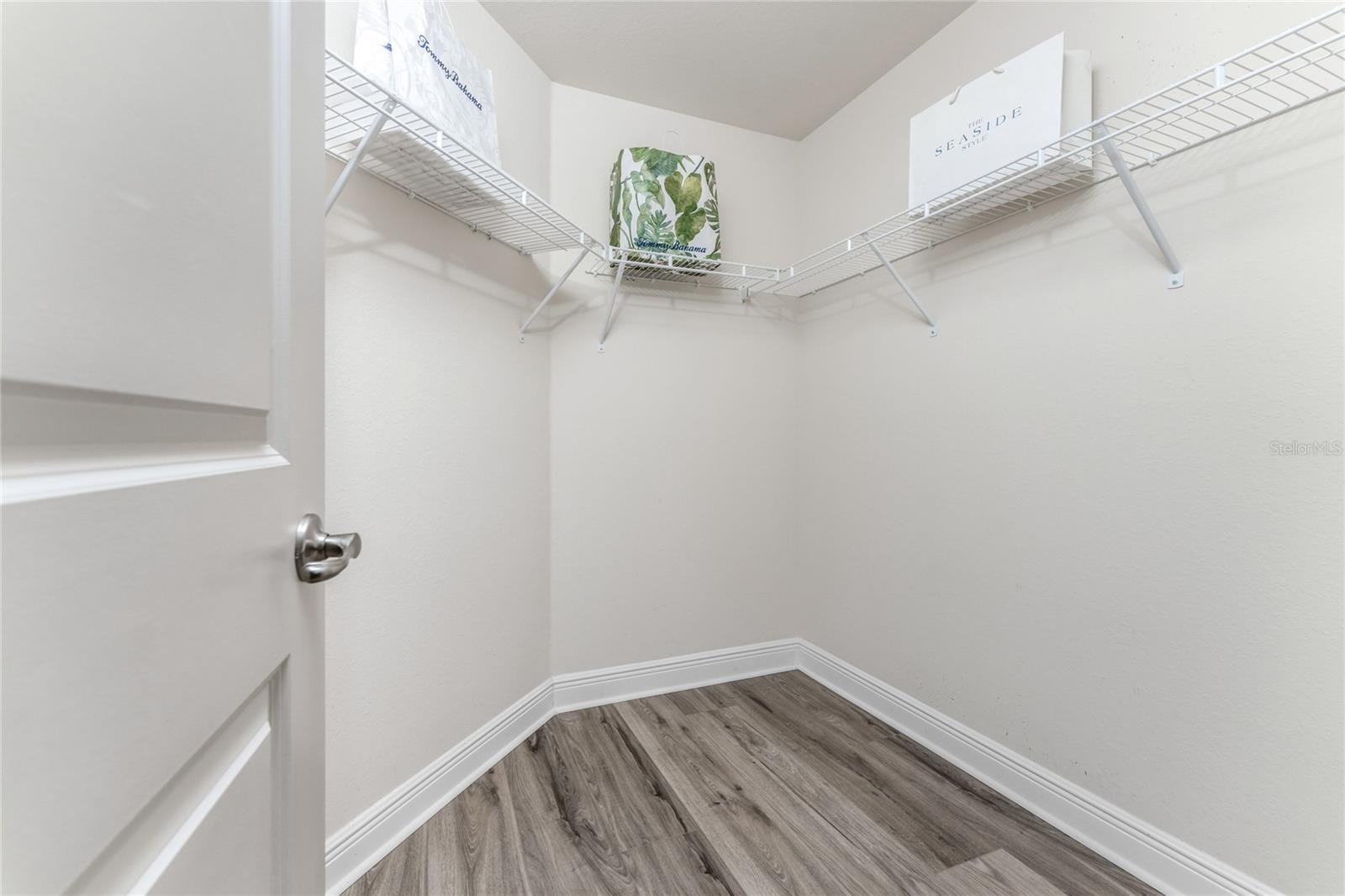 27069 BROOK FOREST RD