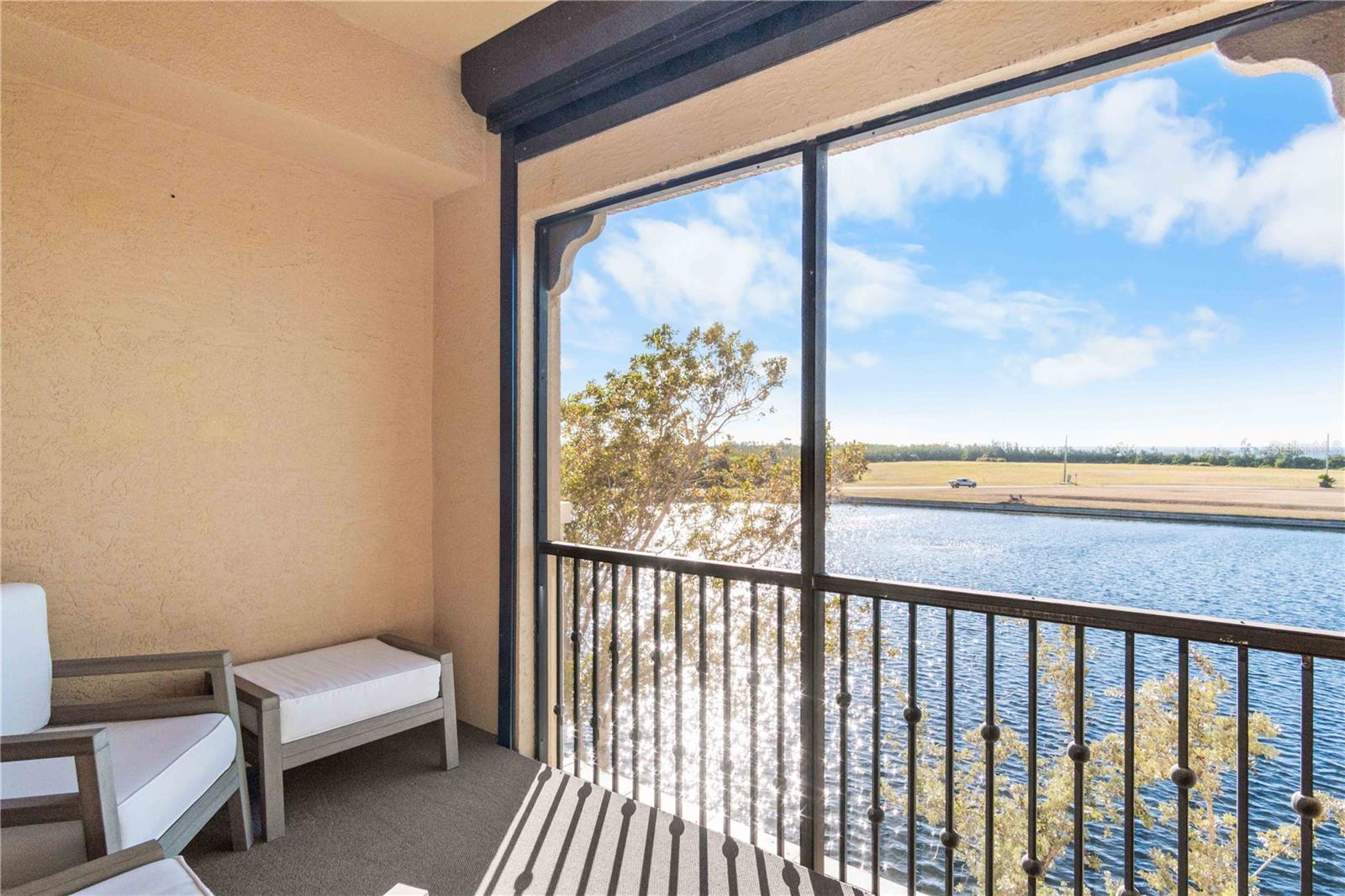 99 VIVANTE BLVD #311