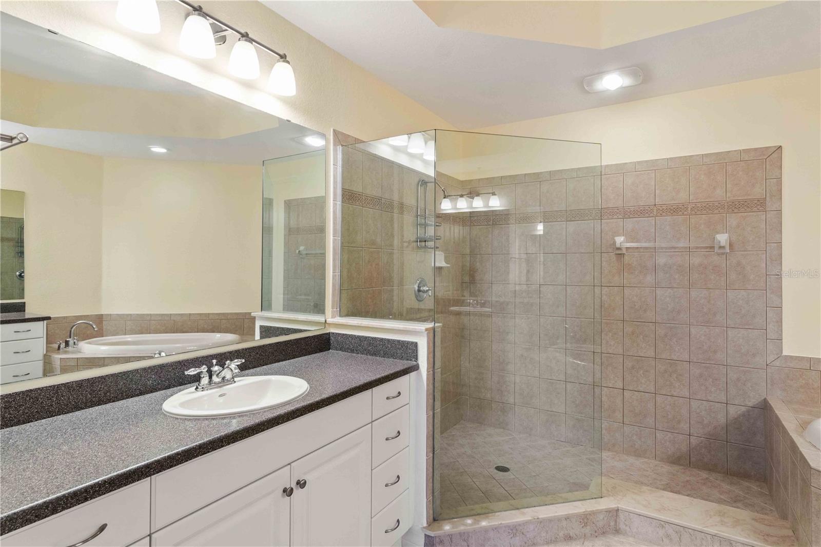 99 VIVANTE BLVD #311