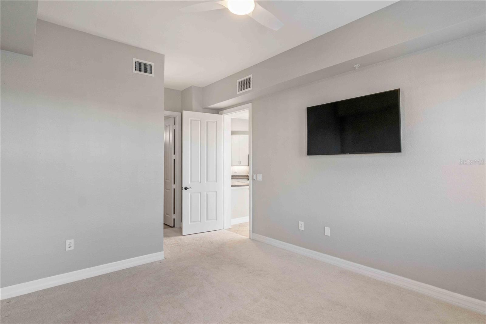 99 VIVANTE BLVD #311
