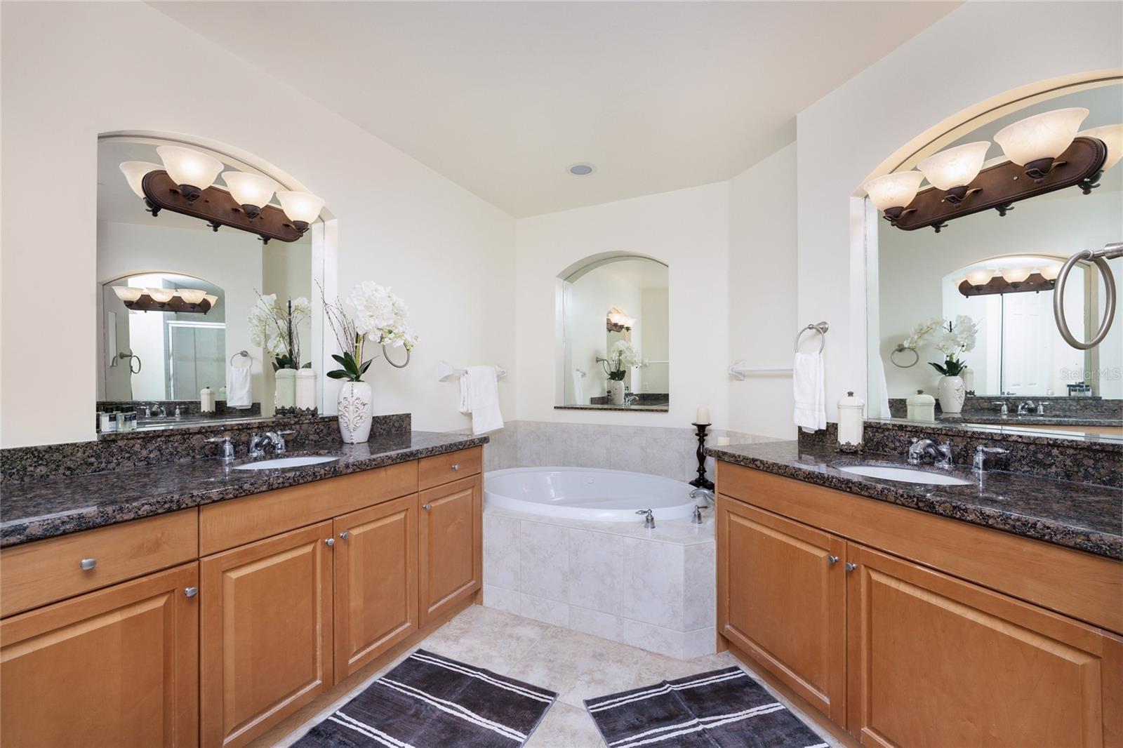 85 VIVANTE BLVD #8524