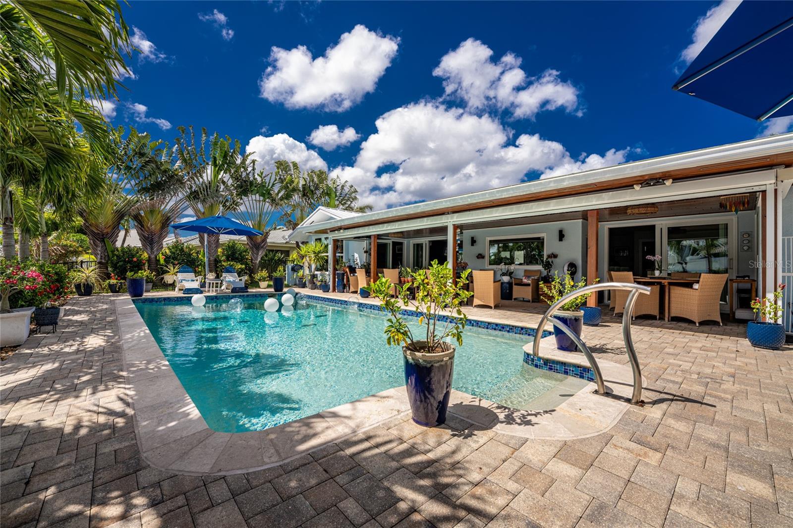 80 SABAL DR