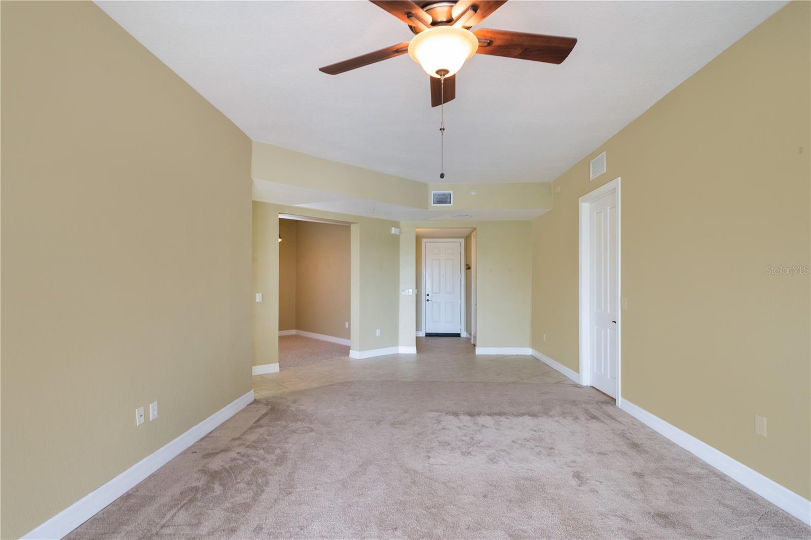 95 VIVANTE BLVD #207