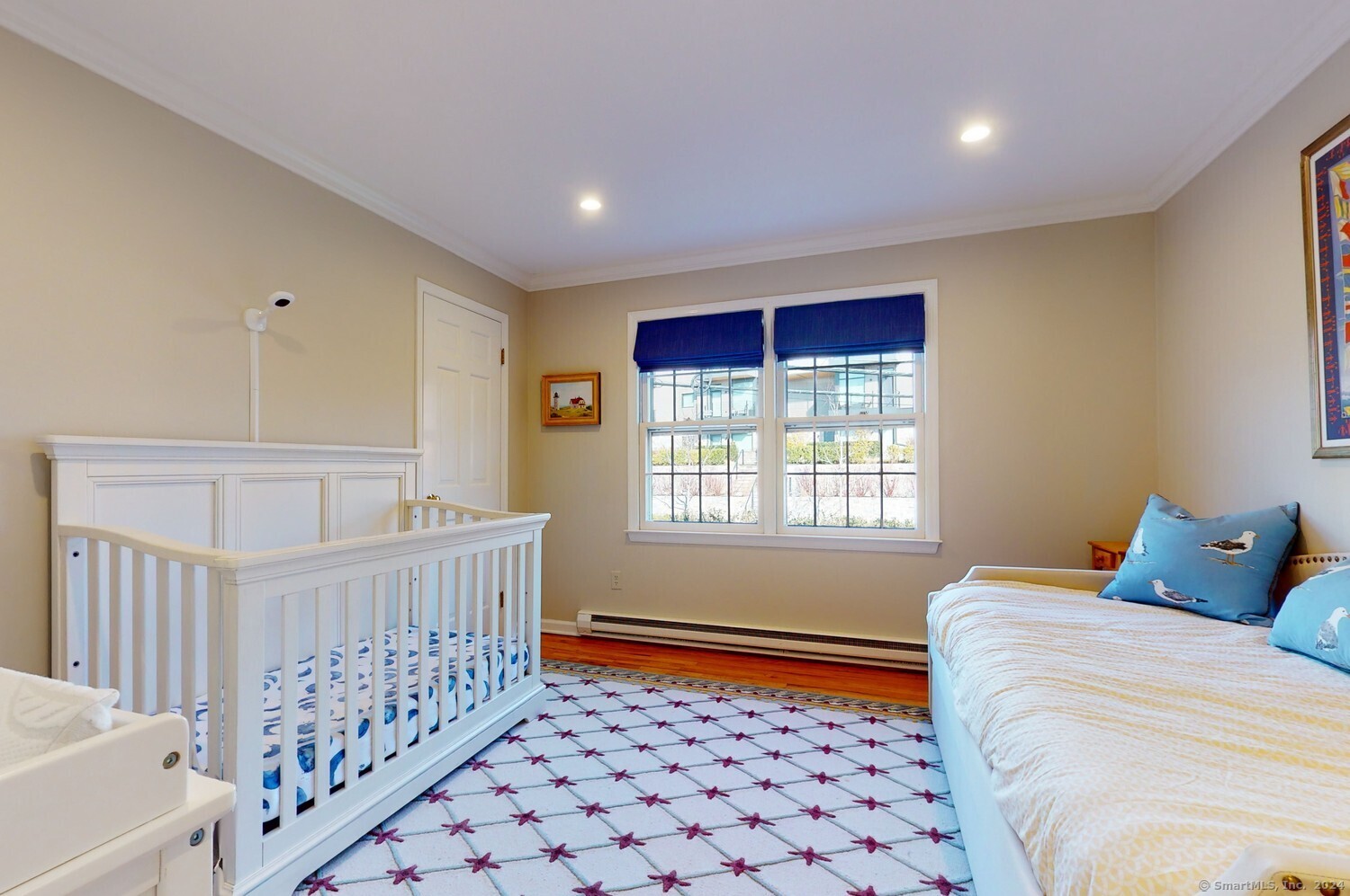 155 Field Point Road APT 5N