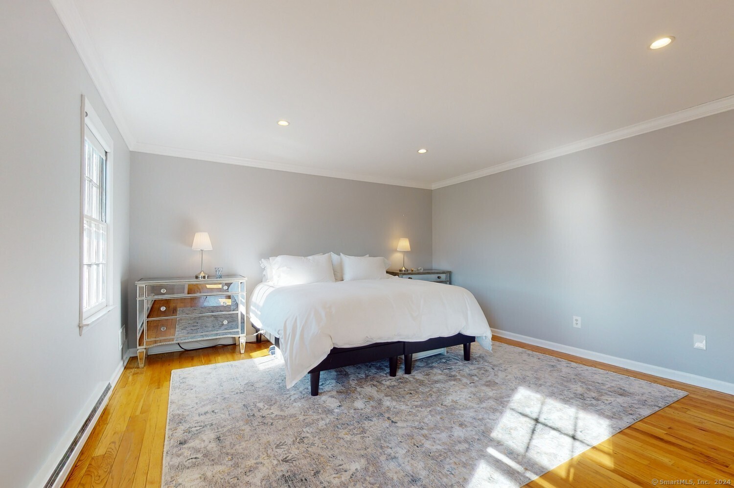 155 Field Point Road APT 5N