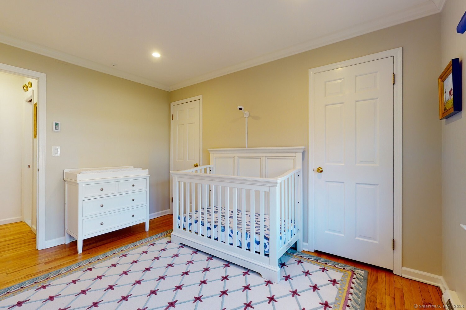 155 Field Point Road APT 5N