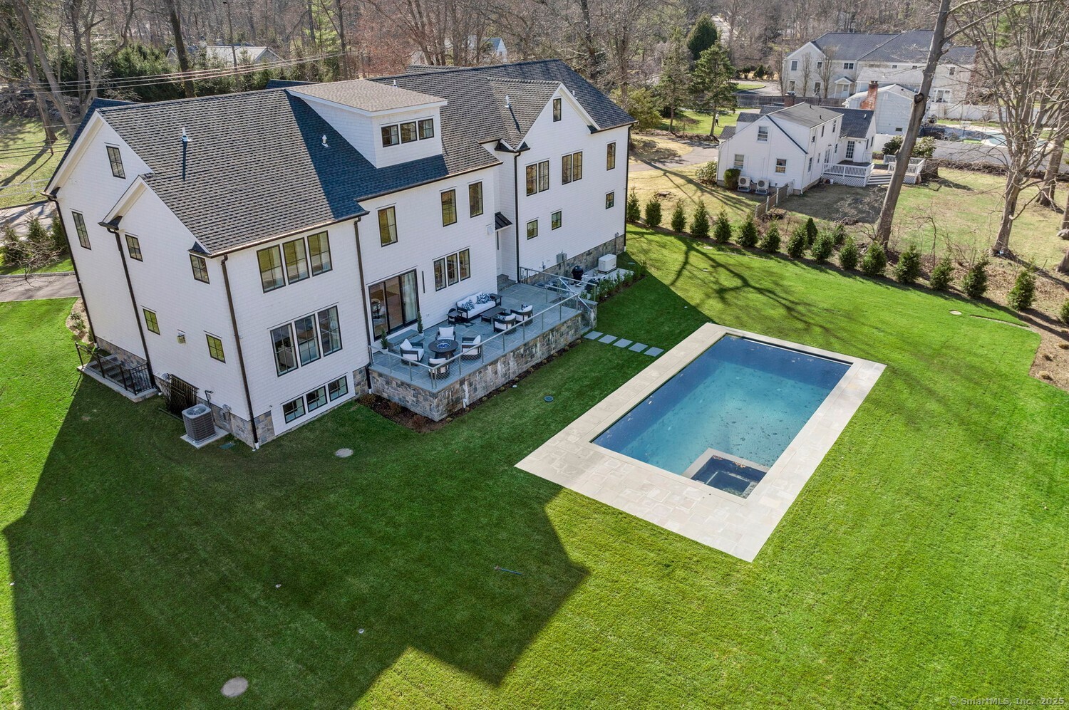 250 Tokeneke Road