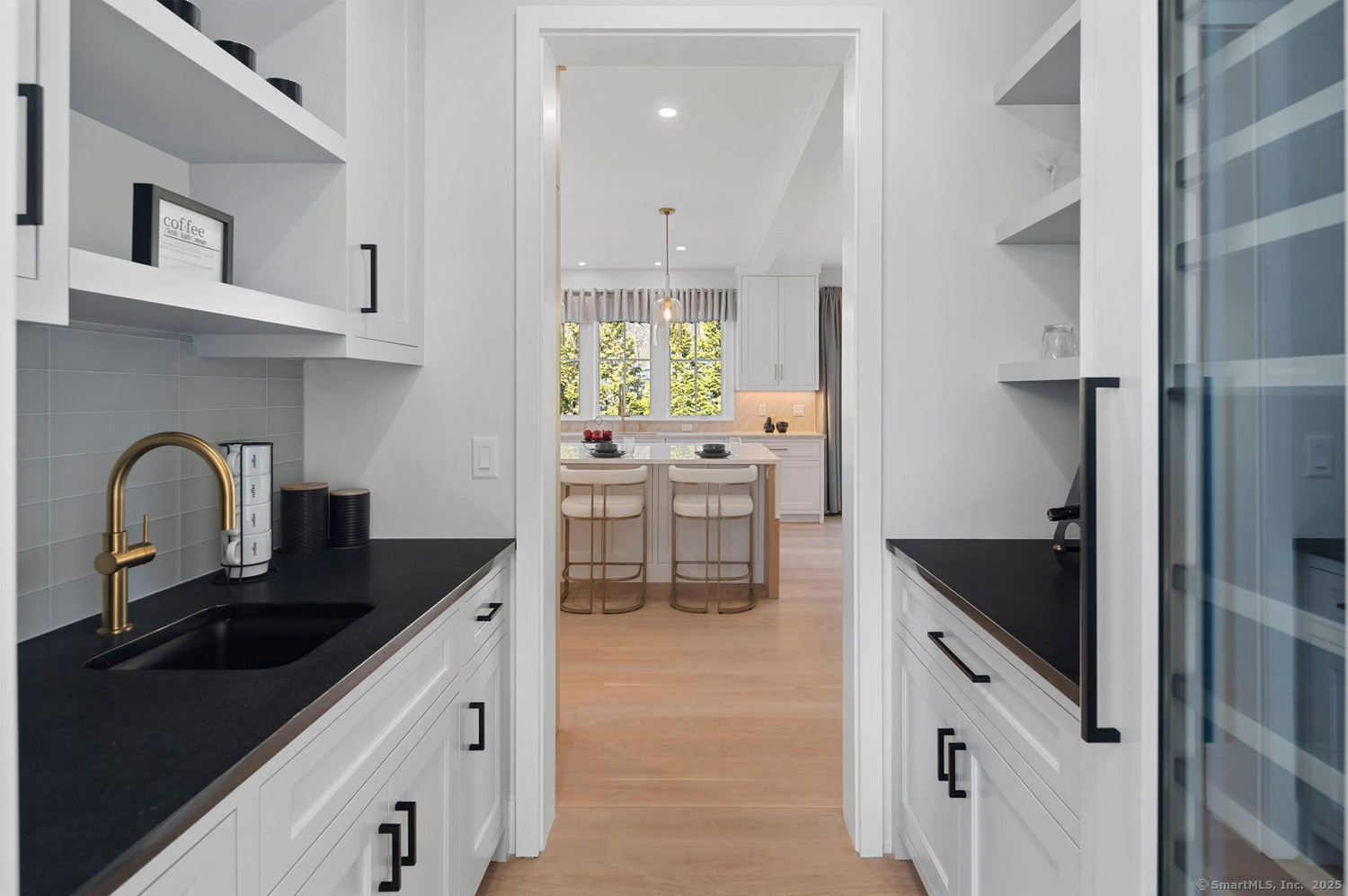 250 Tokeneke Road