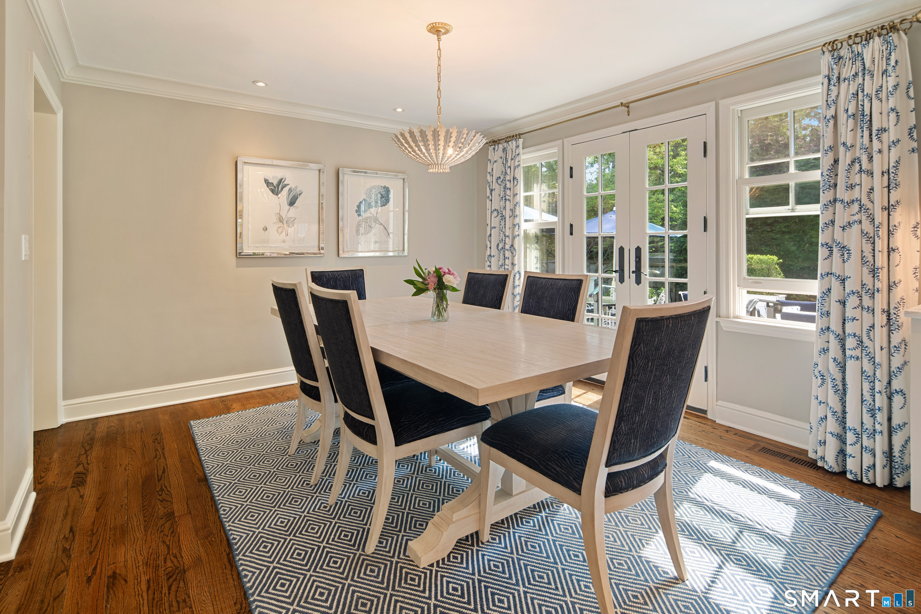 11 McLaren Road South
