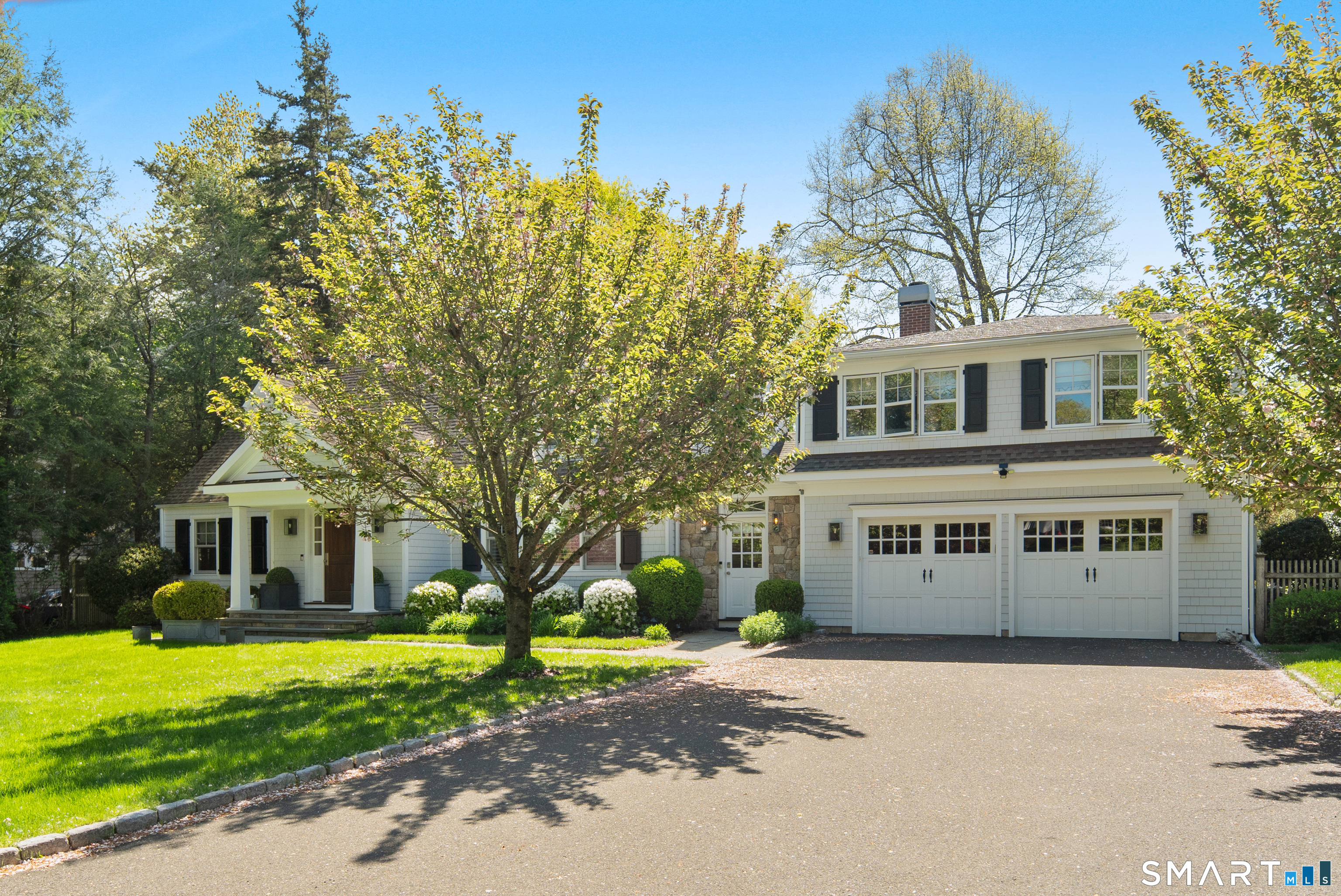 11 McLaren Road South