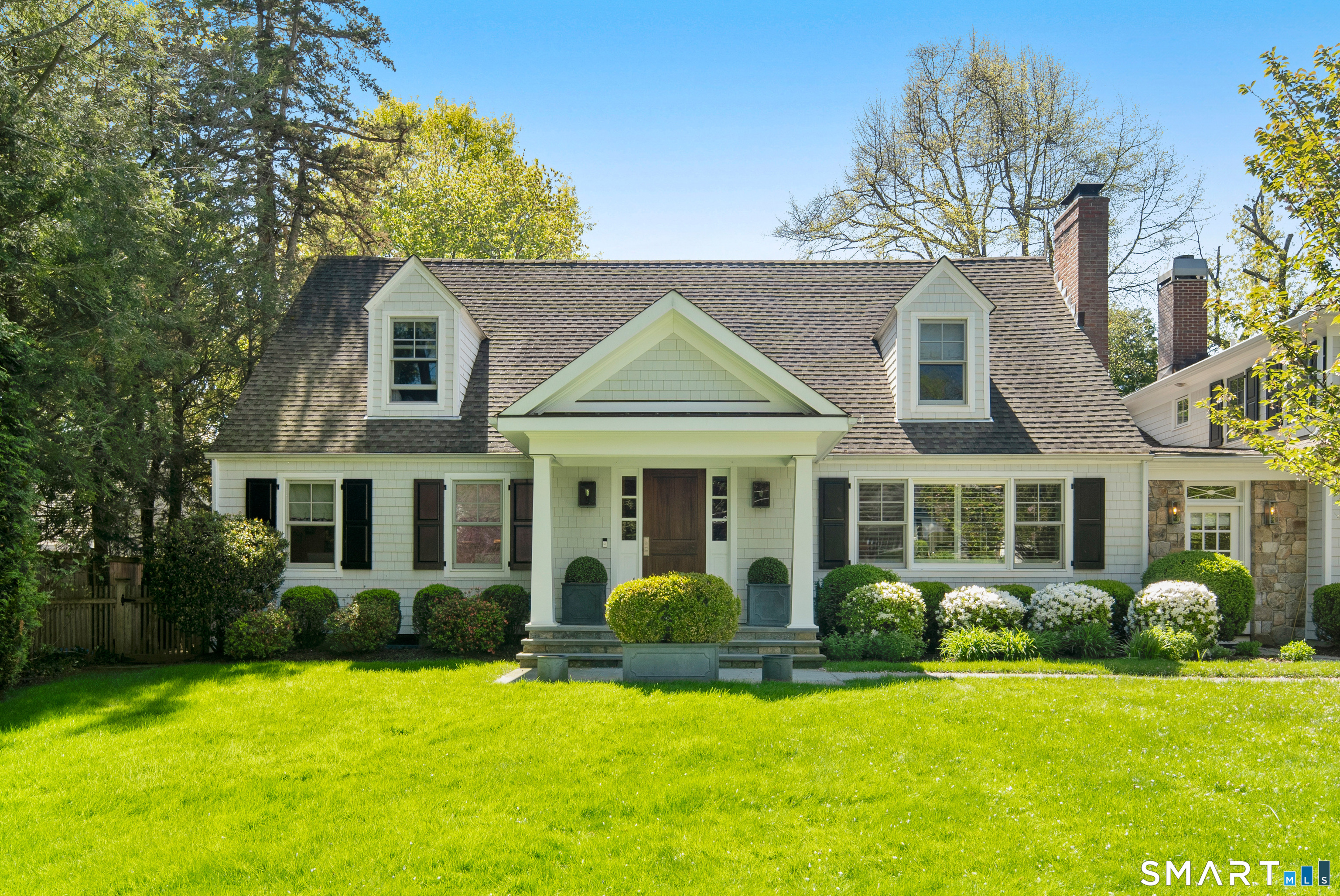 11 McLaren Road South