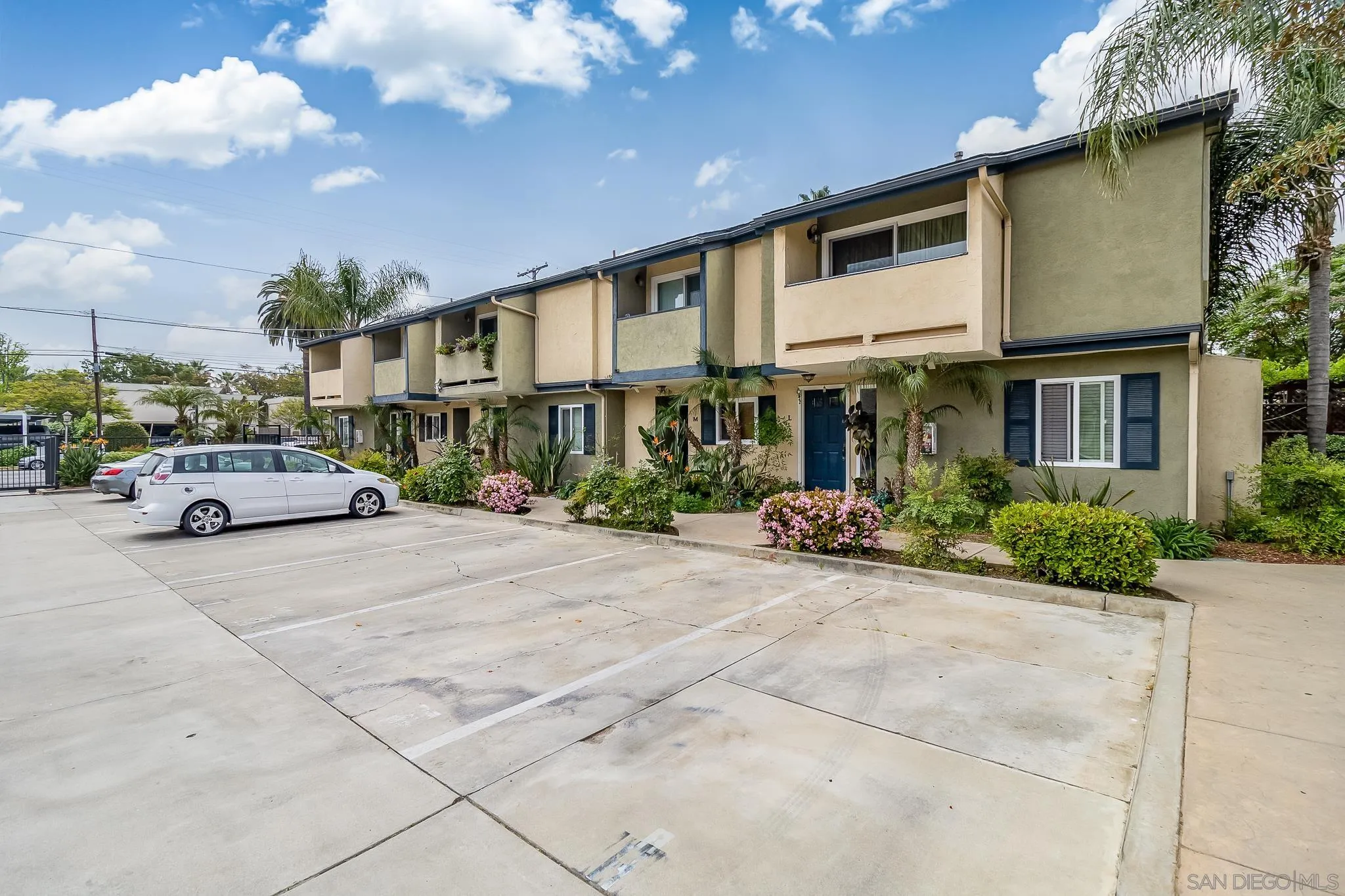 910 S Magnolia Ave Unit O