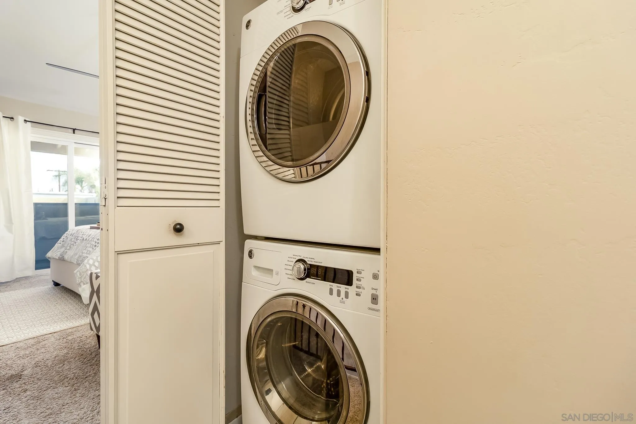 910 S Magnolia Ave Unit O