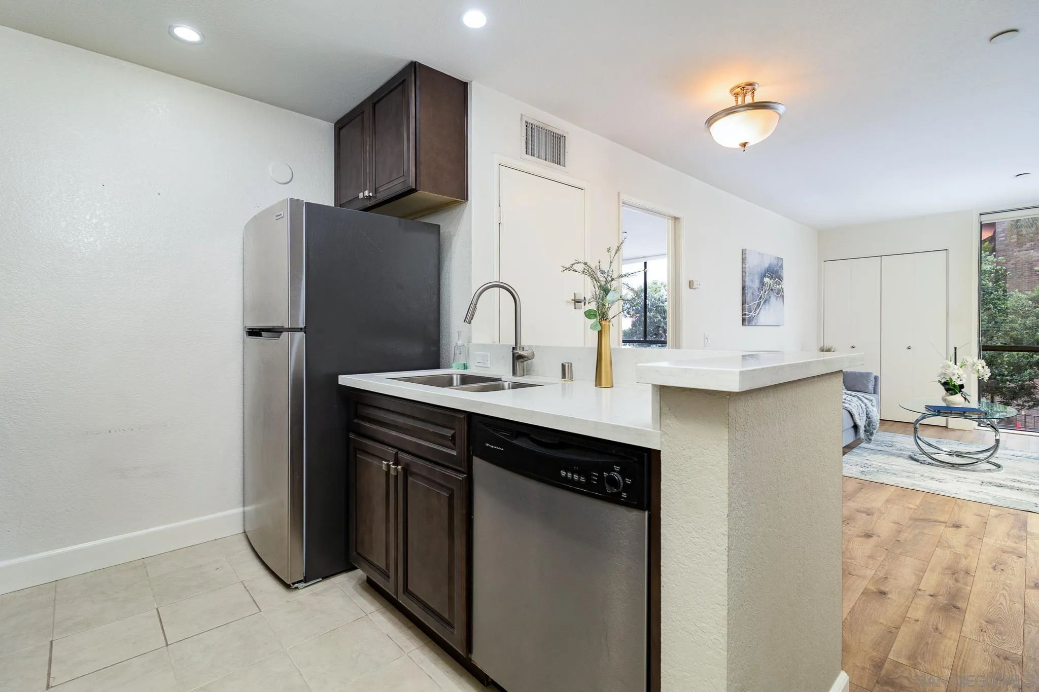 850 State St Unit 225