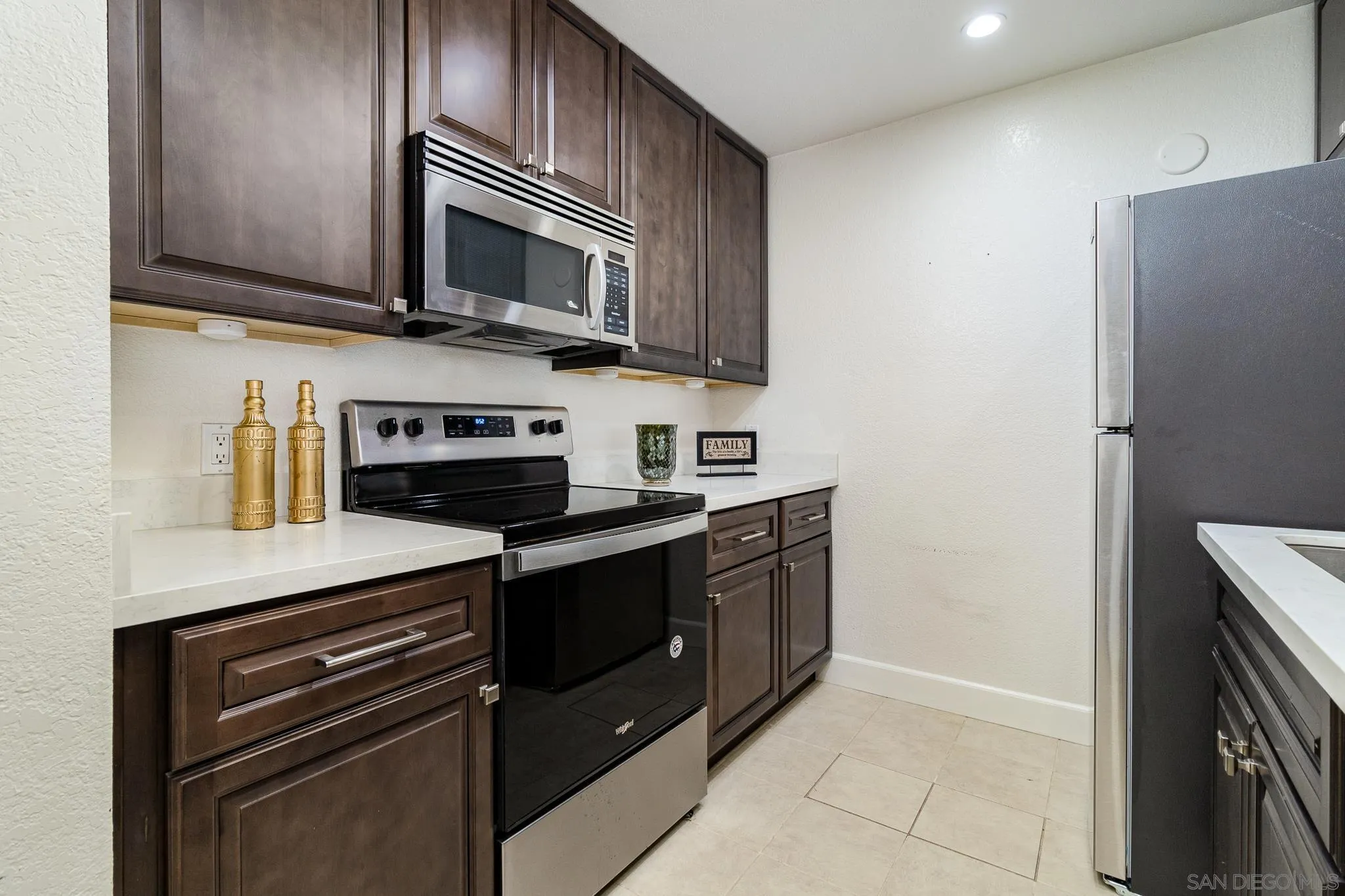 850 State St Unit 225