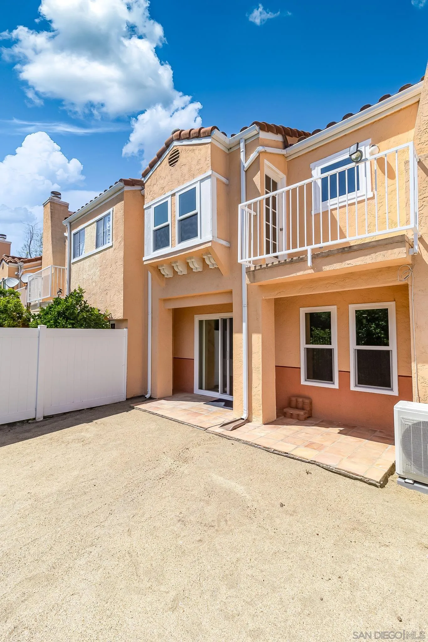 9061 Calle Del Verde